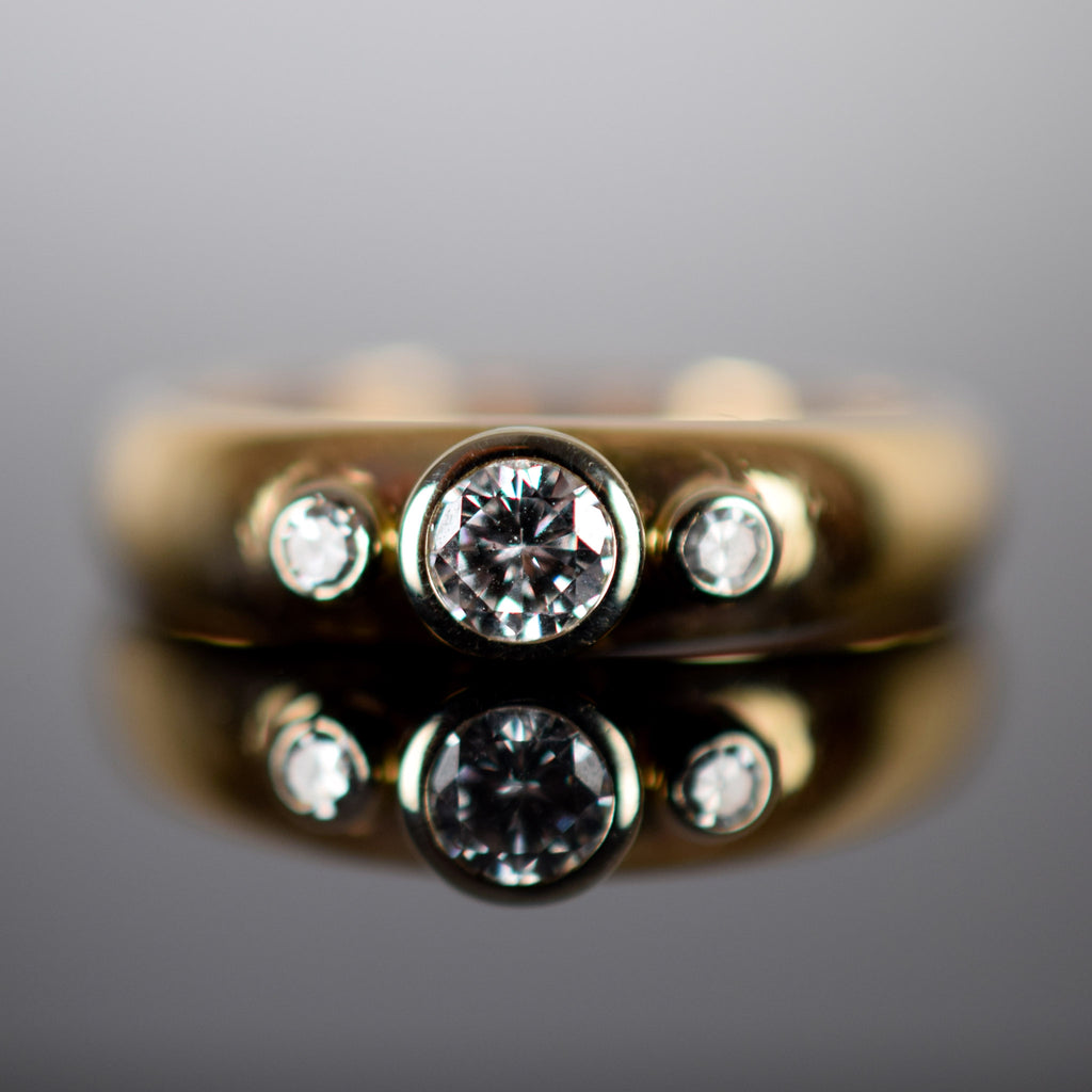 Bezel Set Trilogy Ring Folklor