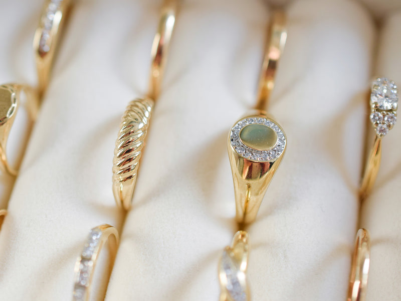 Vintage and antique gold rings, Folkor