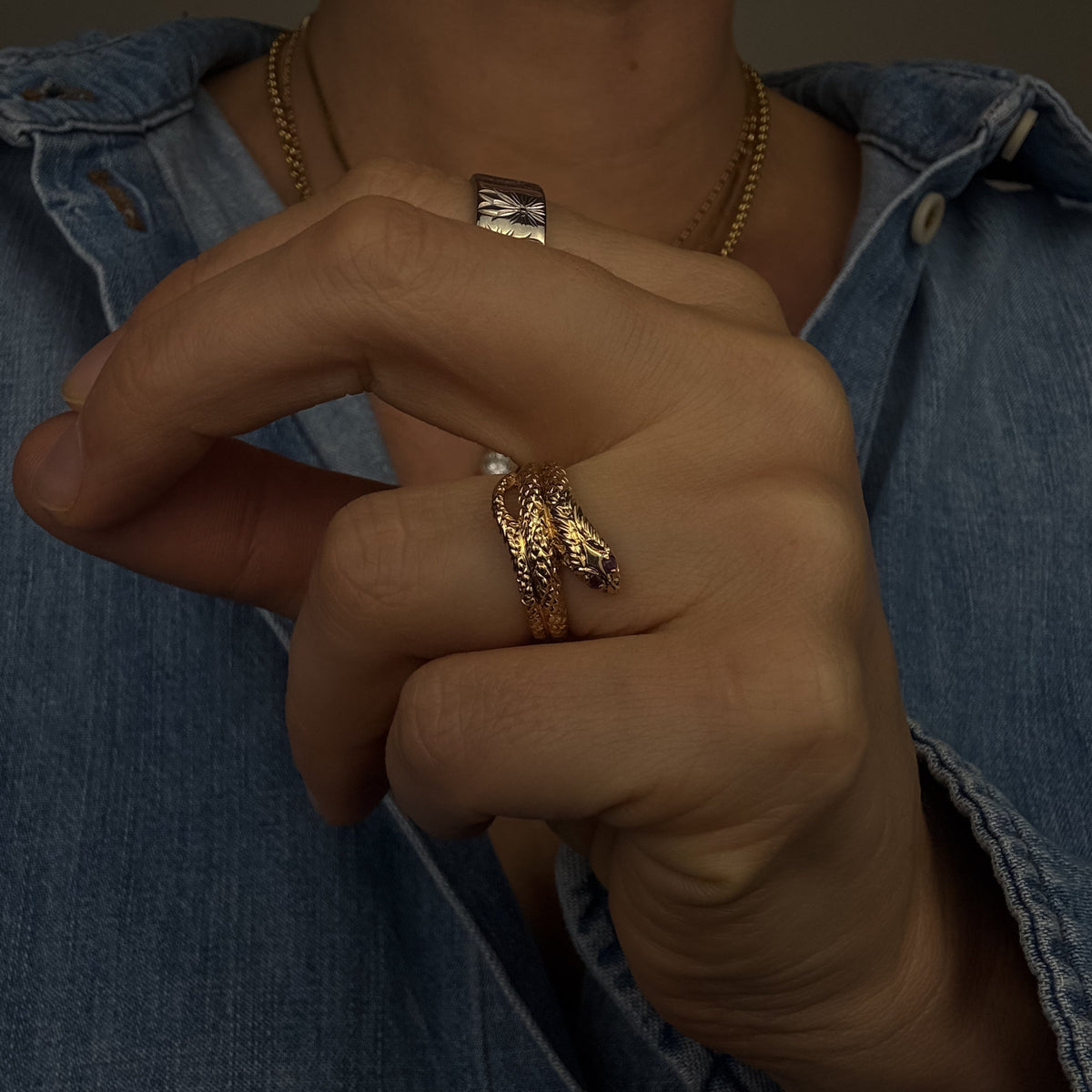 Red-Eyed Snake Ring
