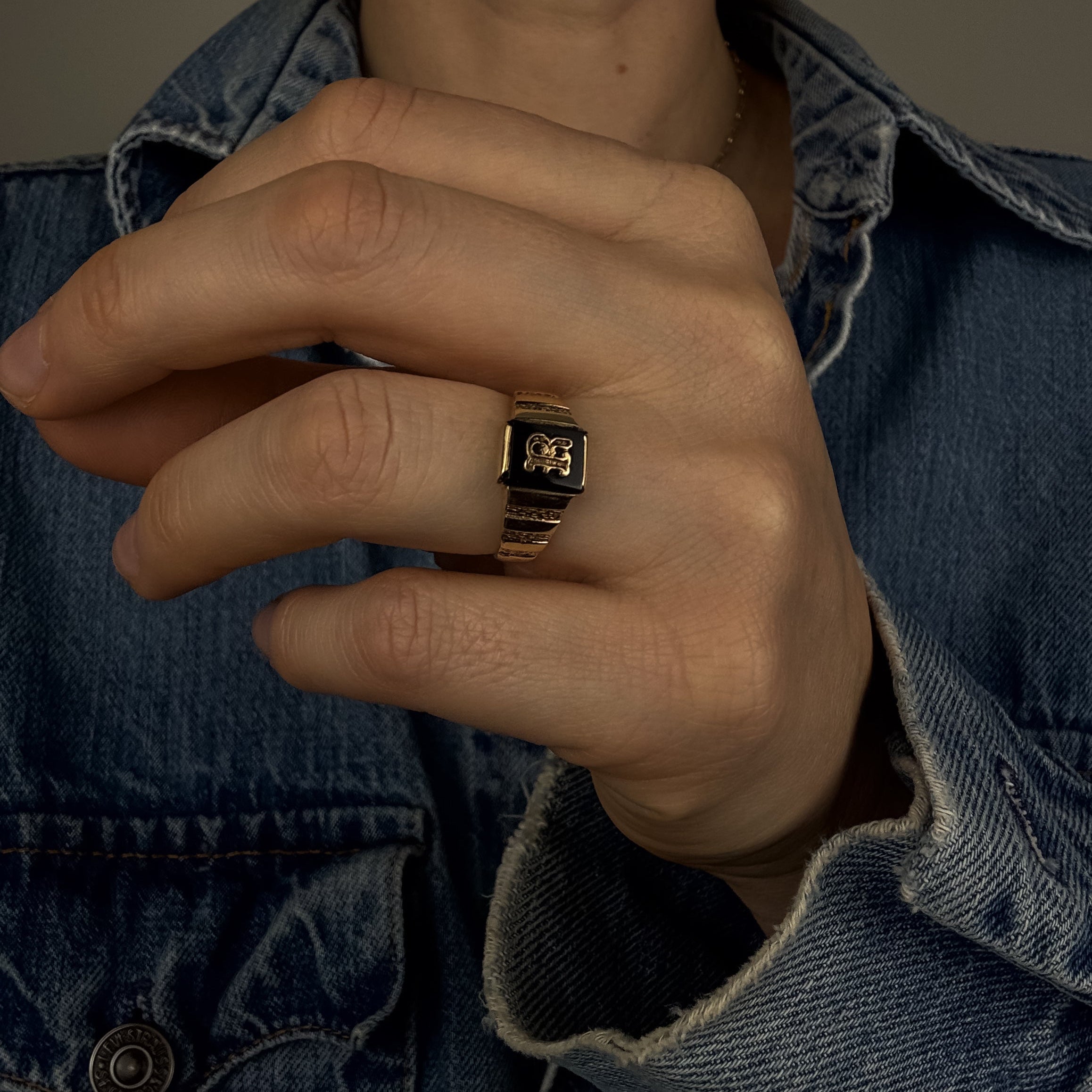 'R' Onyx Signet Ring