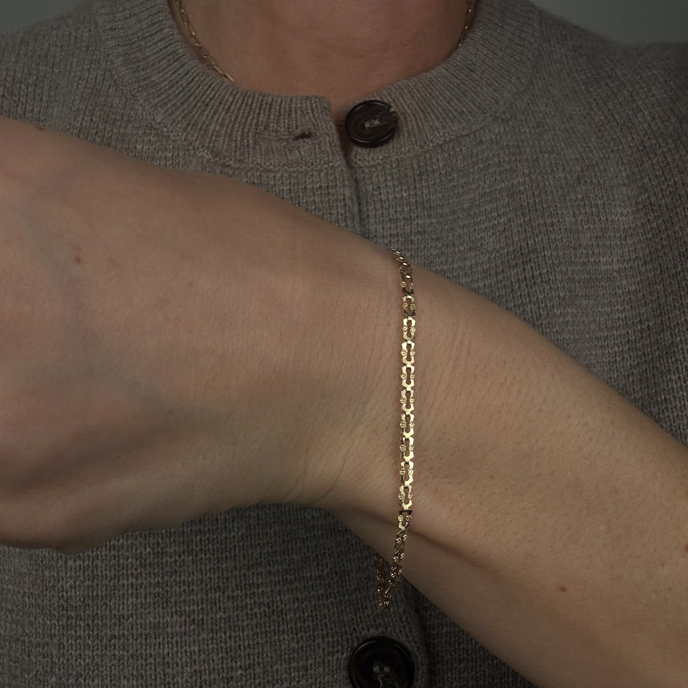 7.5" Forget-Me-Not Gold Bracelet