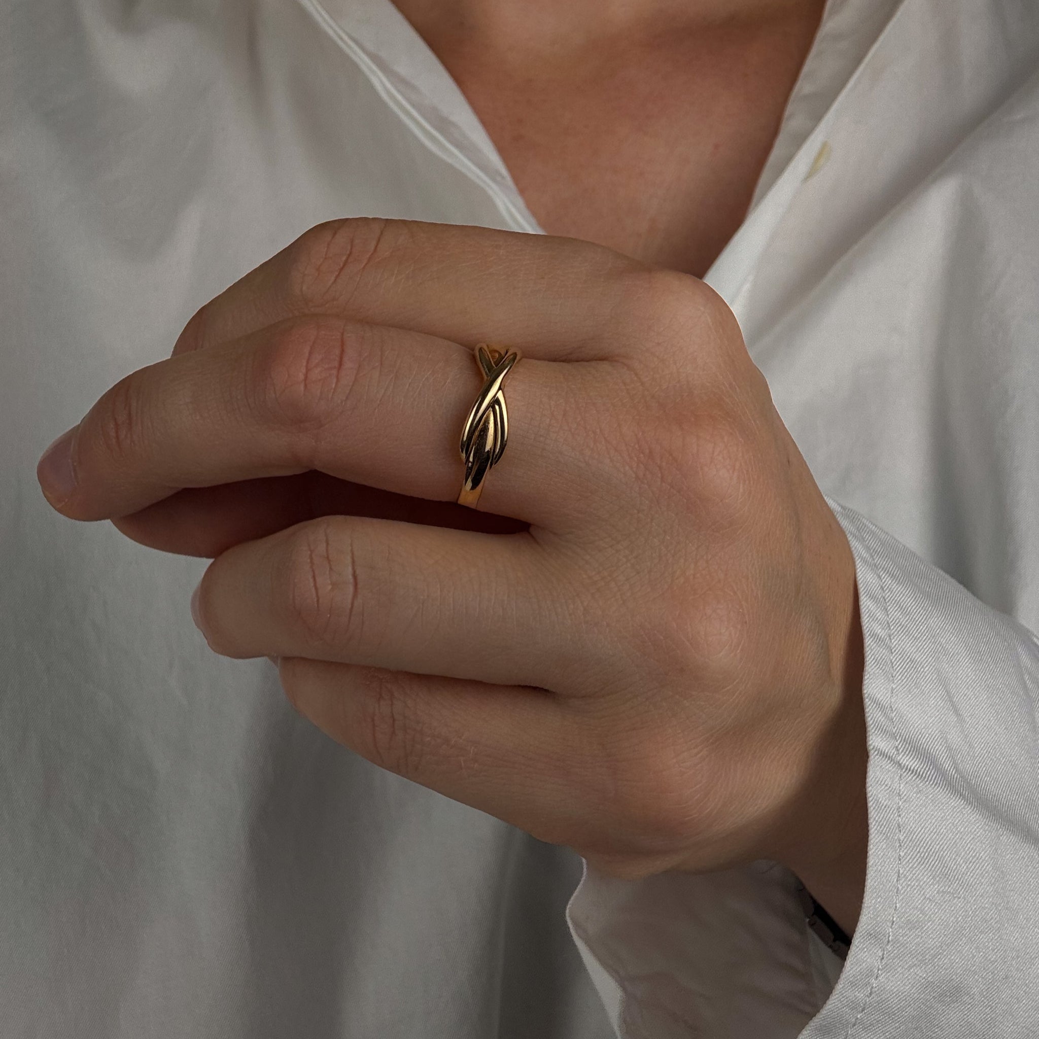 Infinity Link Ring