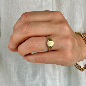 vintage gold 'n' signet ring 