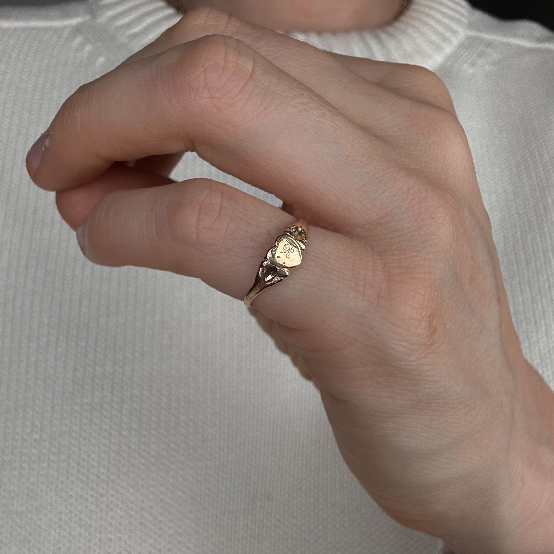'R' Heart Signet Ring