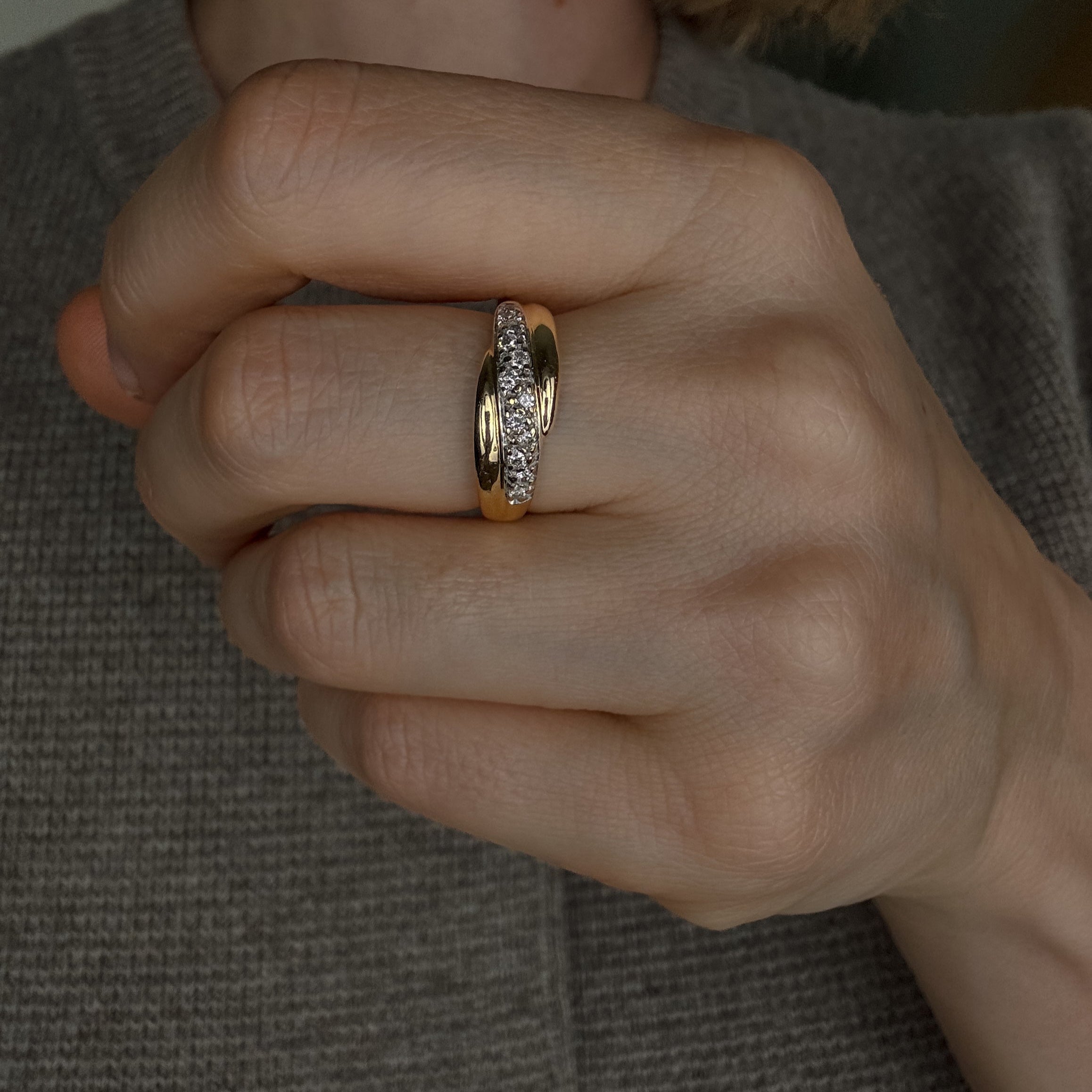11 Diamond and Gold Vintage Band