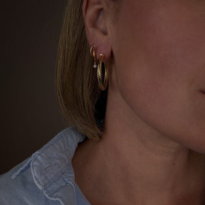 33.5 Rope Twist Hoops