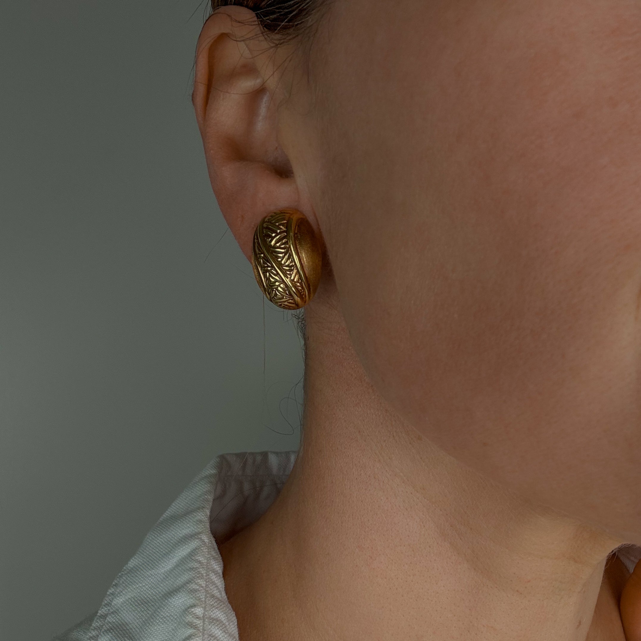 Oval Retro Buttery Gold Stud Earrings