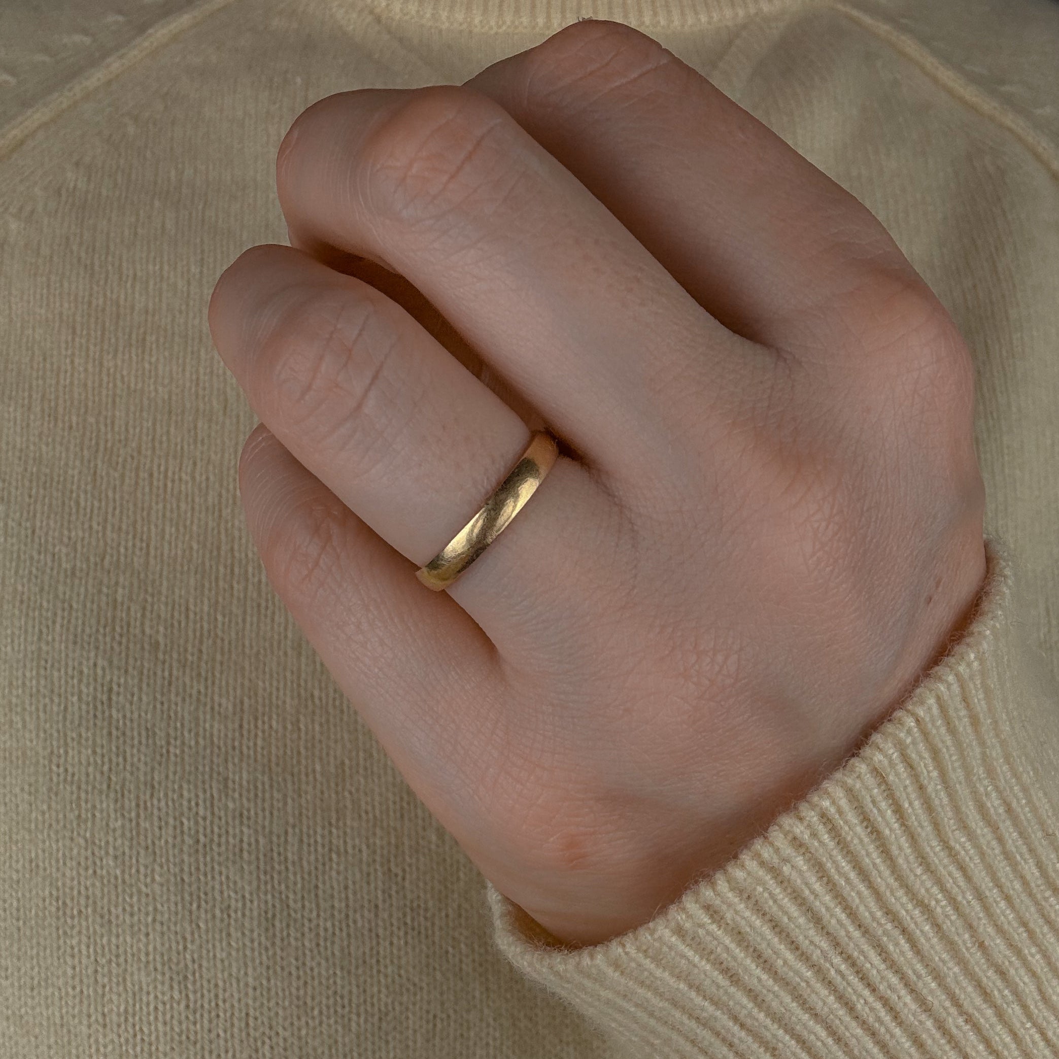2.8 mm Brushed Gold Band