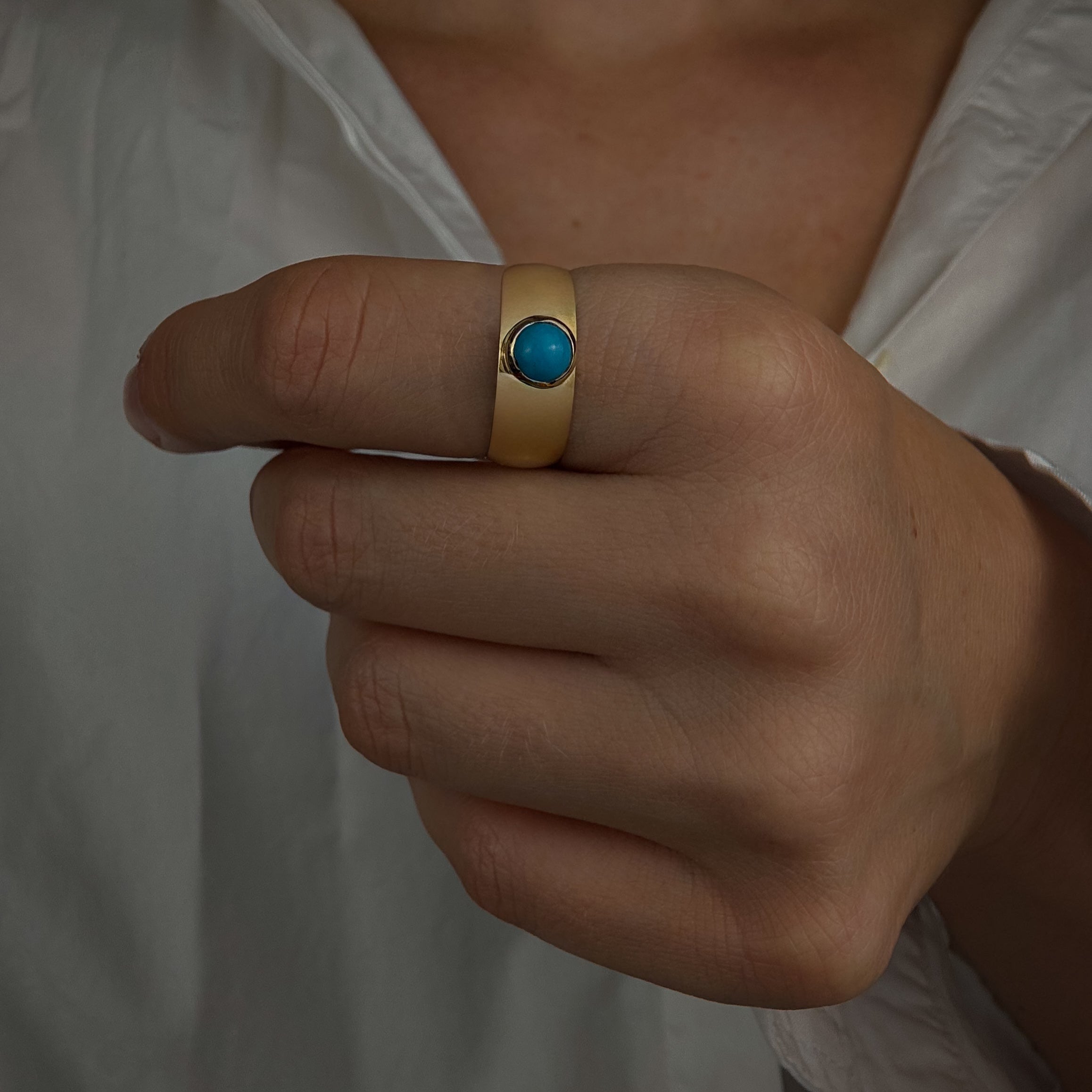 Turquoise Cabochon Ring