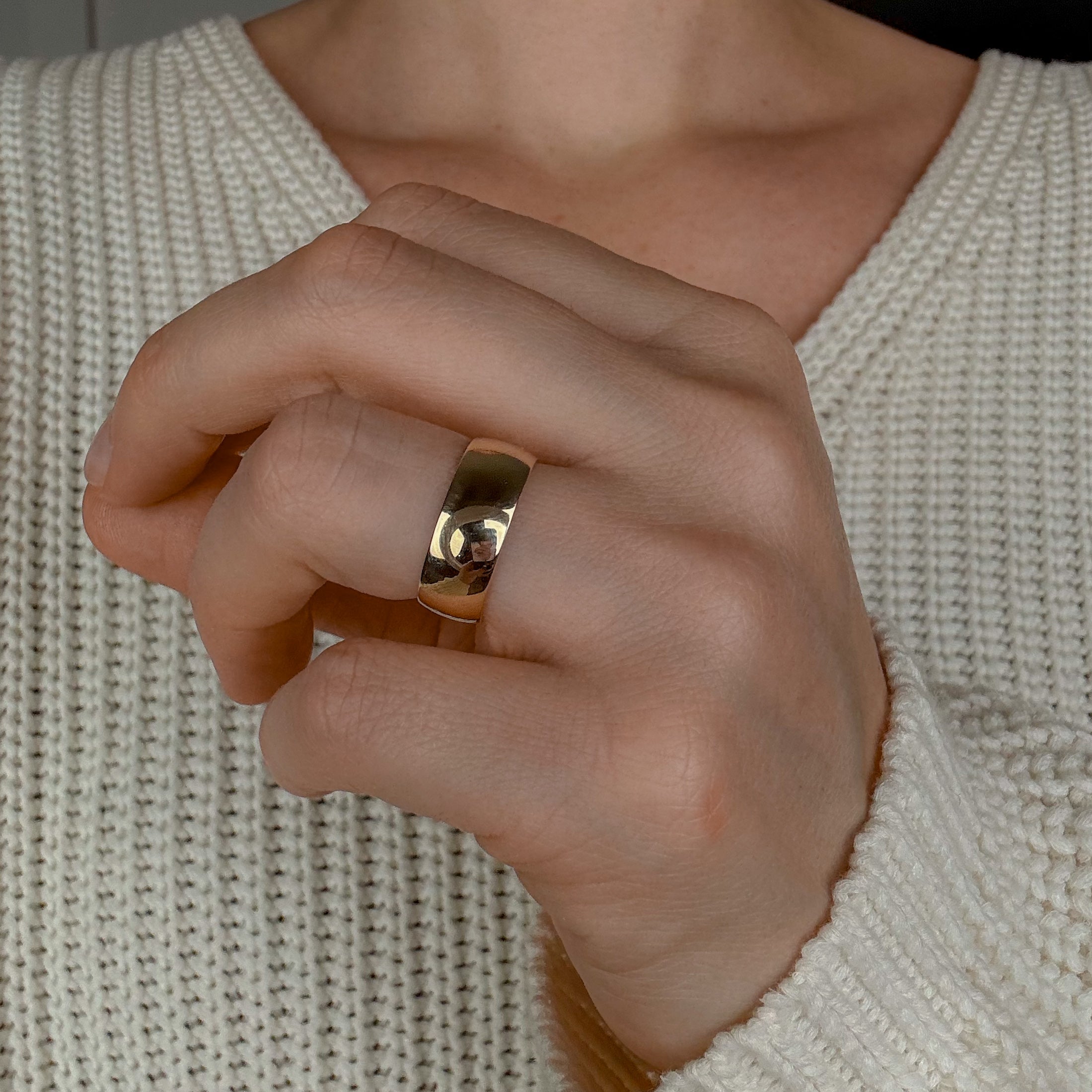 6.9 mm Wide Gold Band