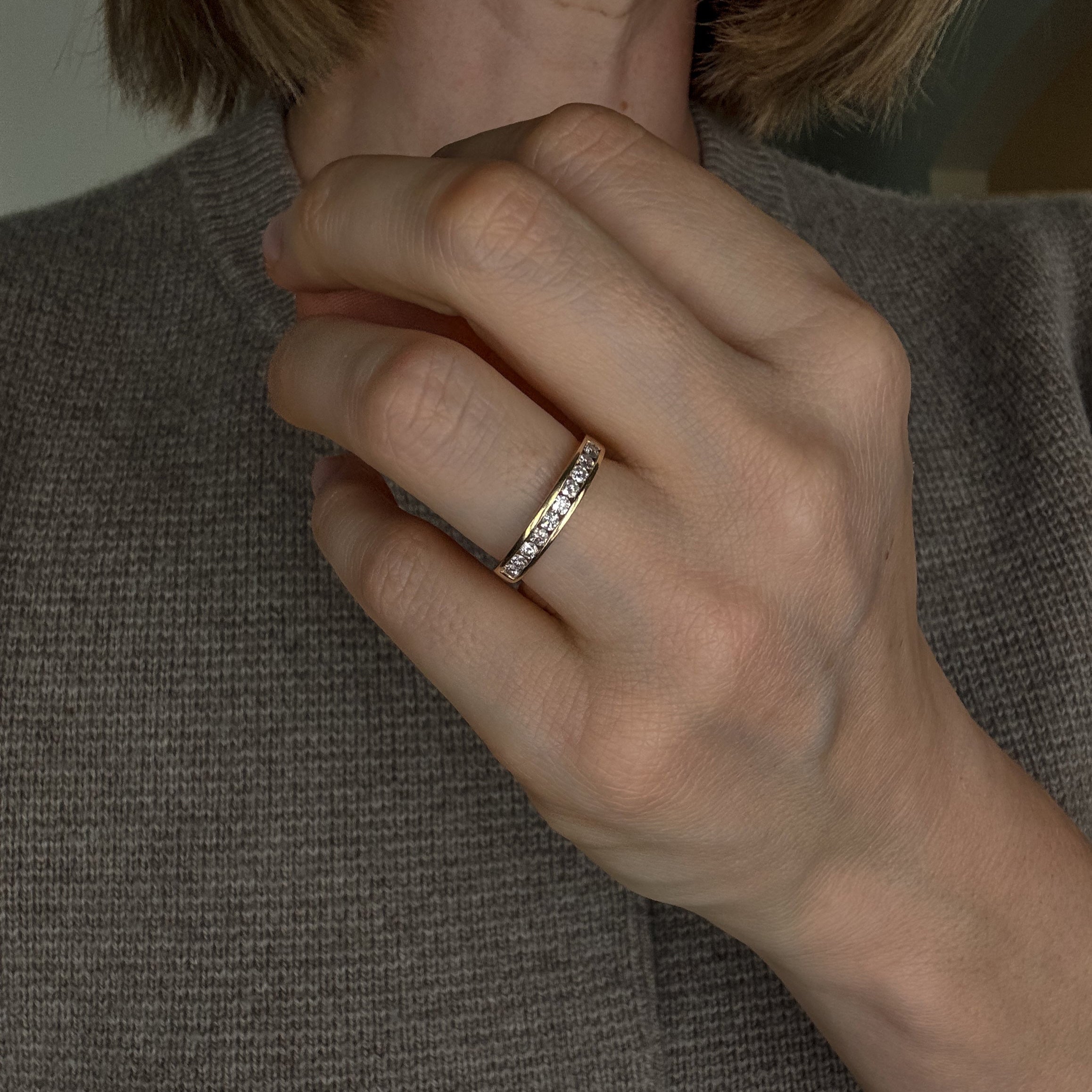 10 Diamond Channel Set Band