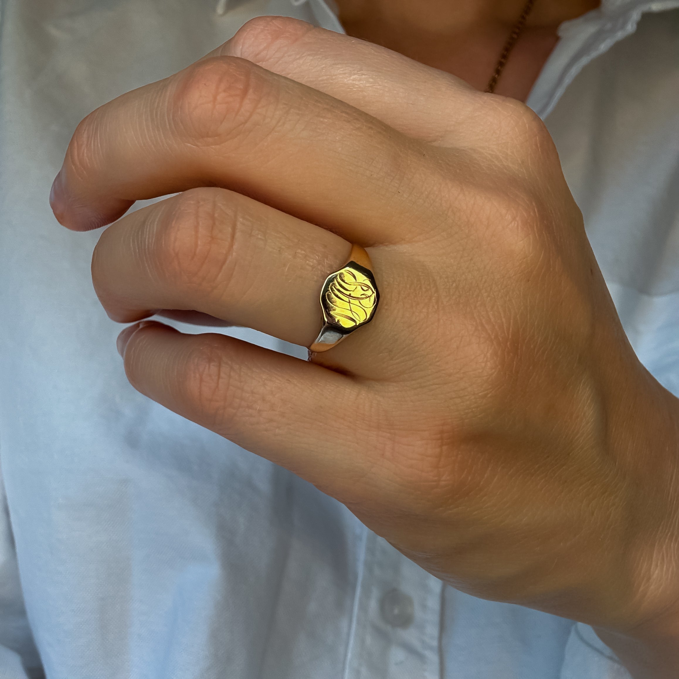 'VAS' Signet Ring