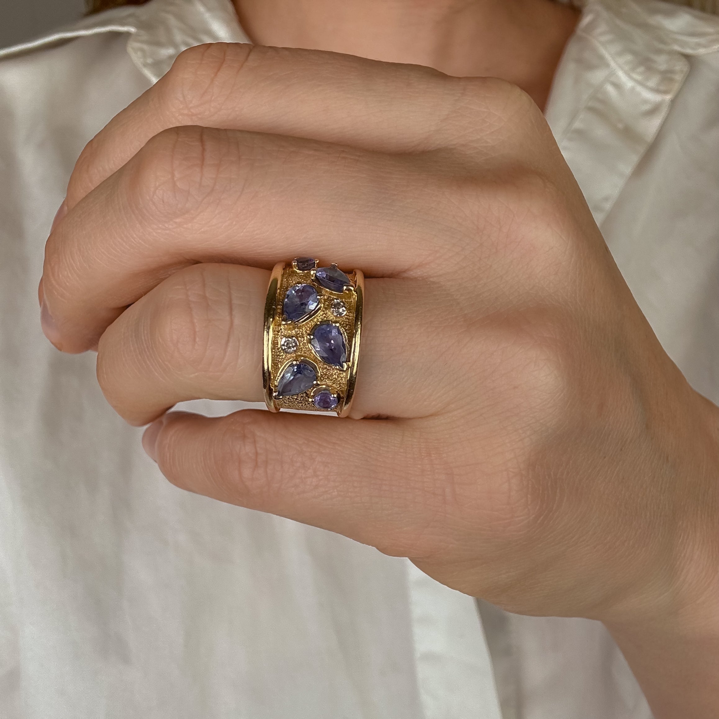 Tanzanite Cigar Band