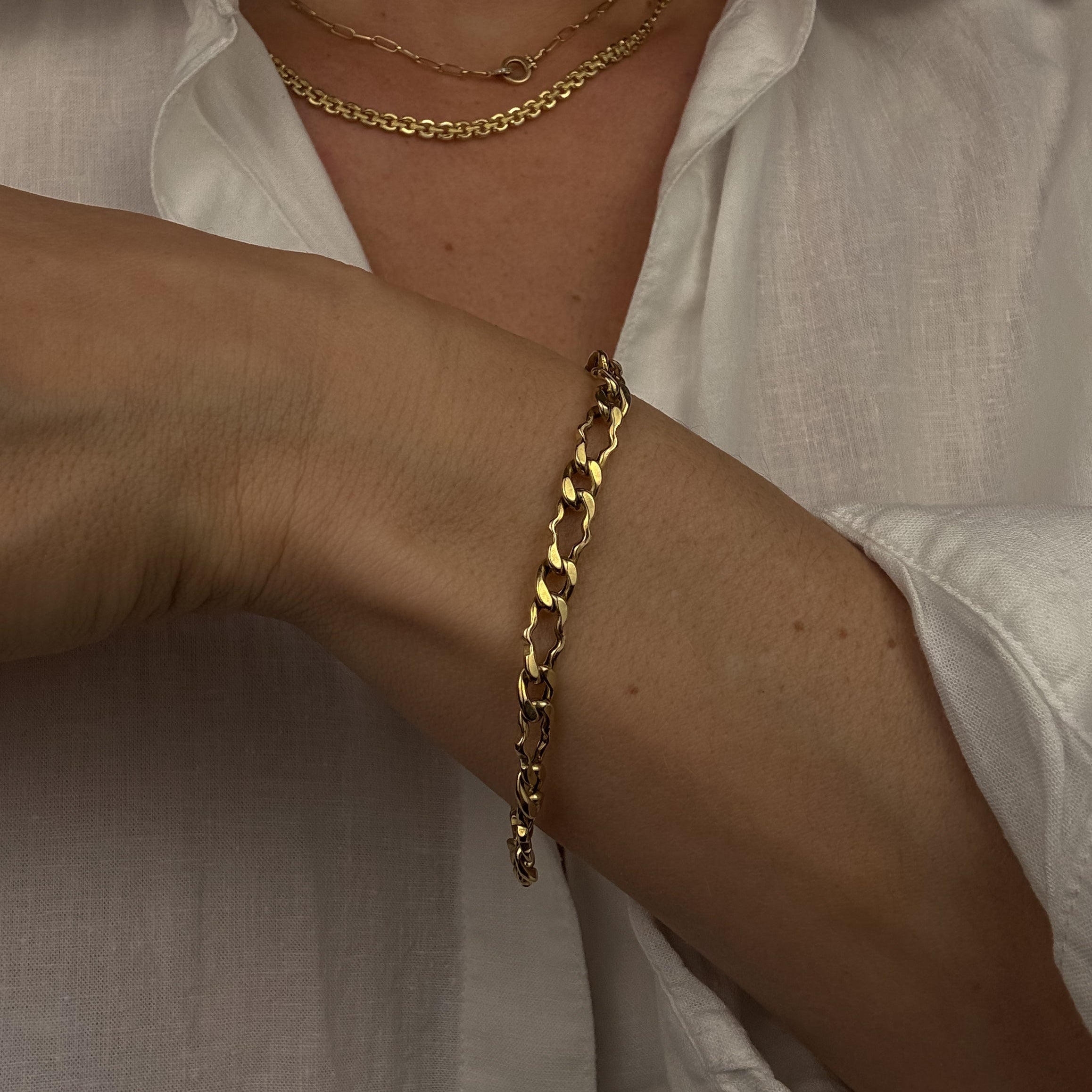 7.5" Sculptural Curb Bracelet