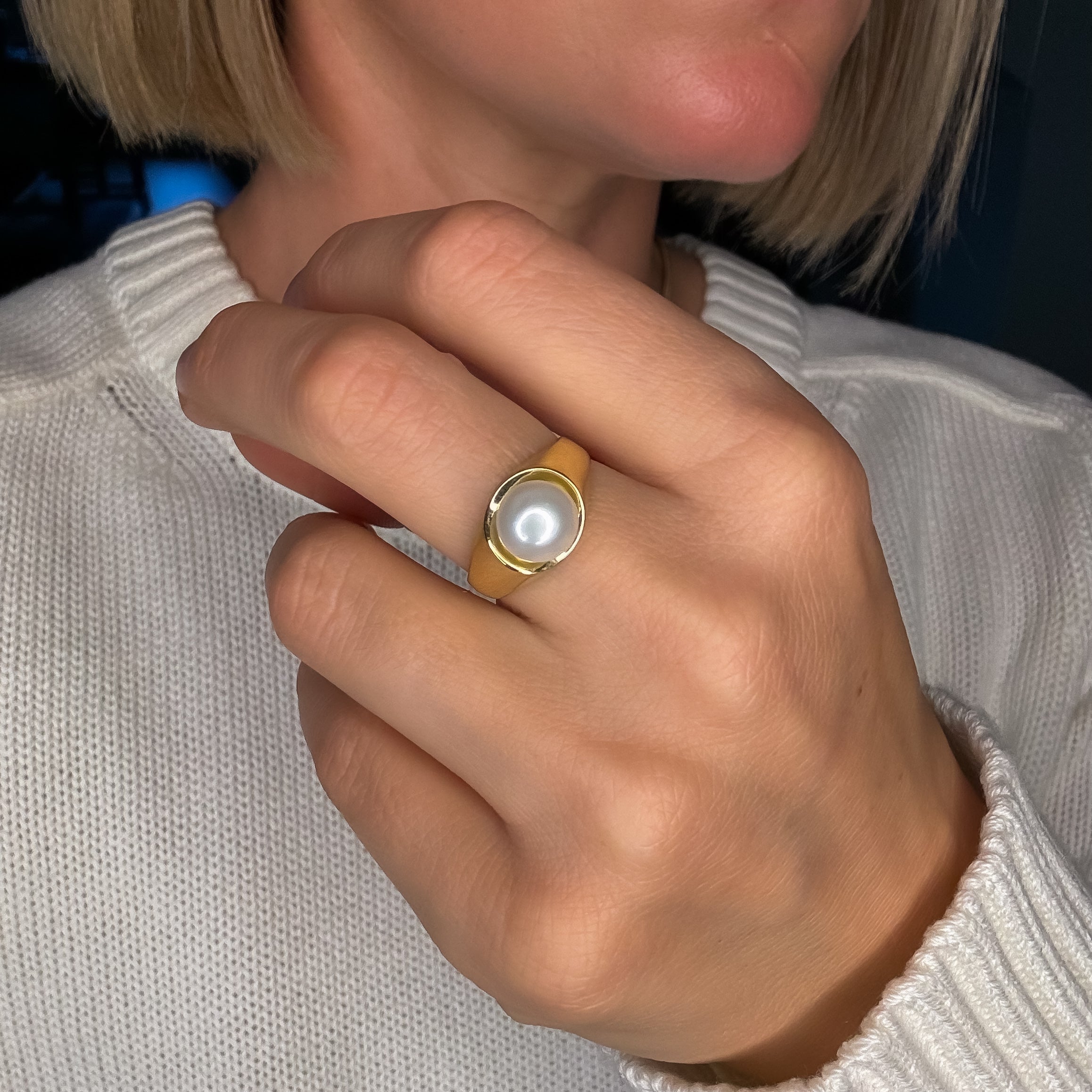 Organic Pearl Signet Ring