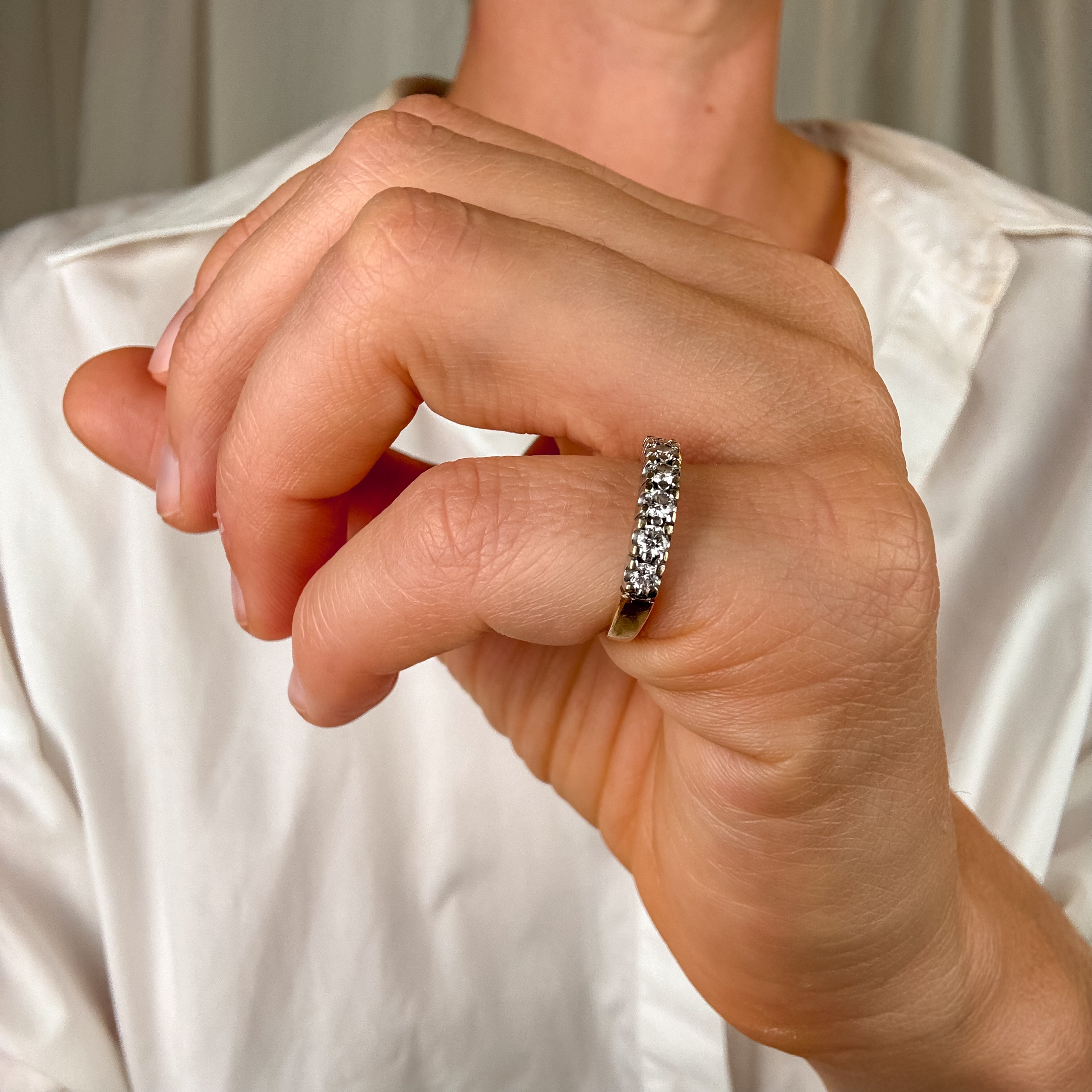 6 Diamond Band