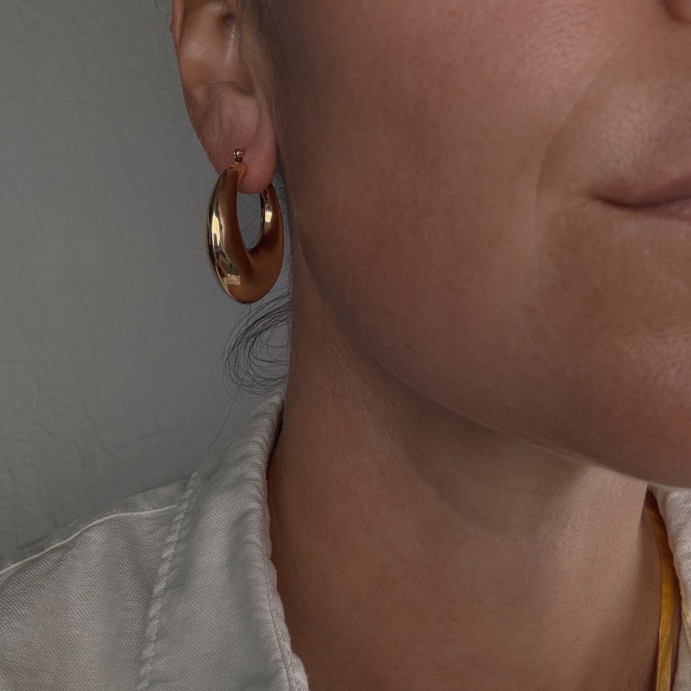 33.2 mm Puffy Large Gold Hoops