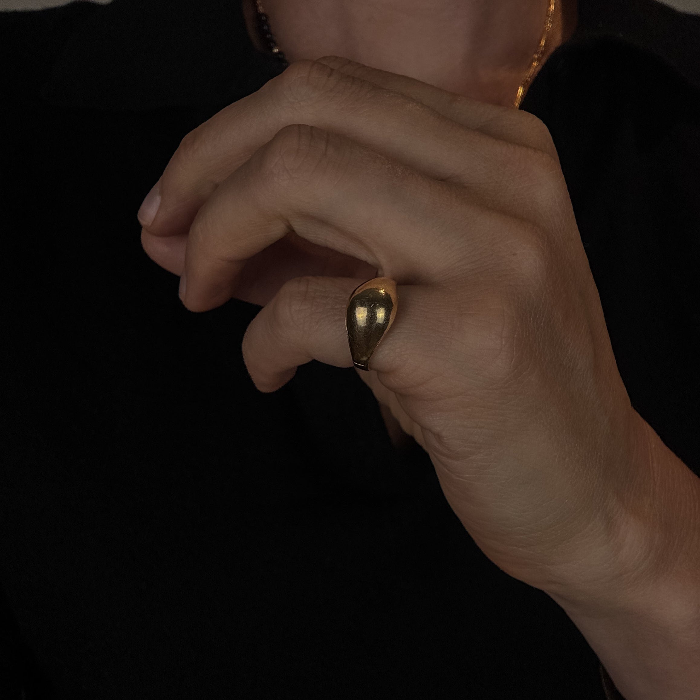Vintage Domed Band