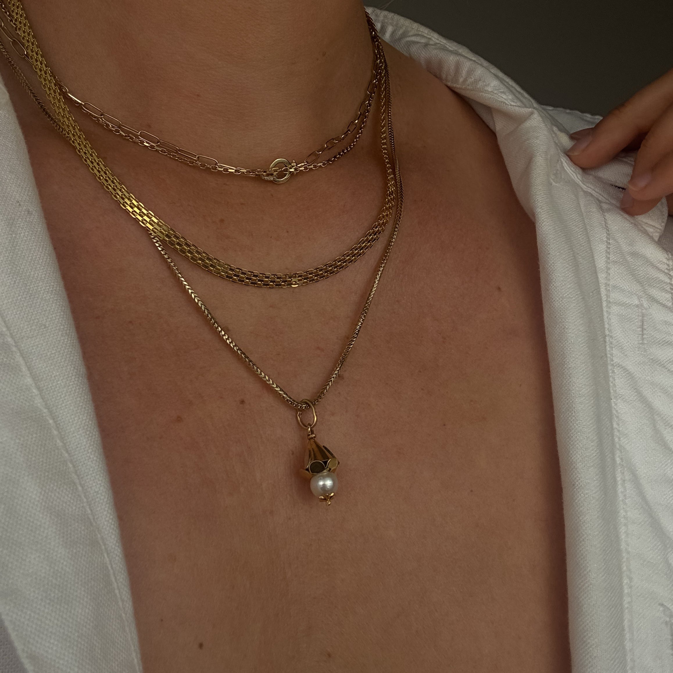 Floral Pearl Pendant