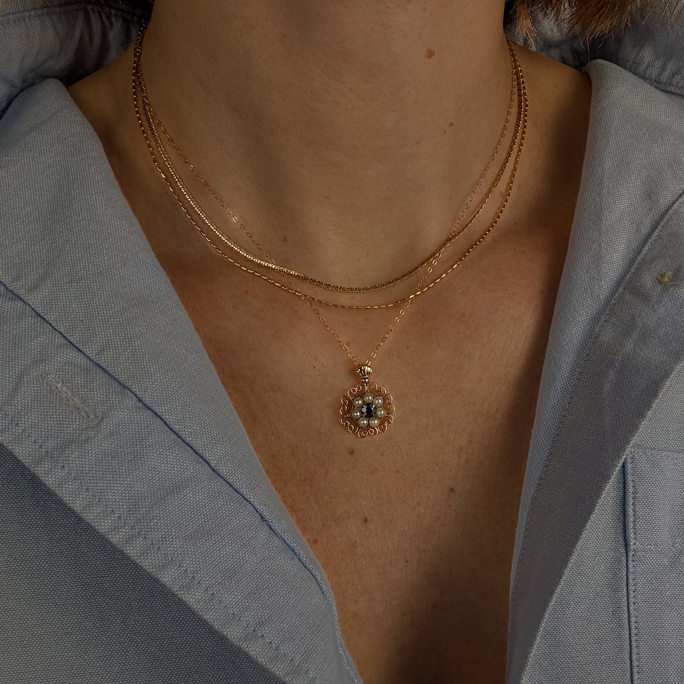 16.5" Sapphire and Pearl Flower Necklace