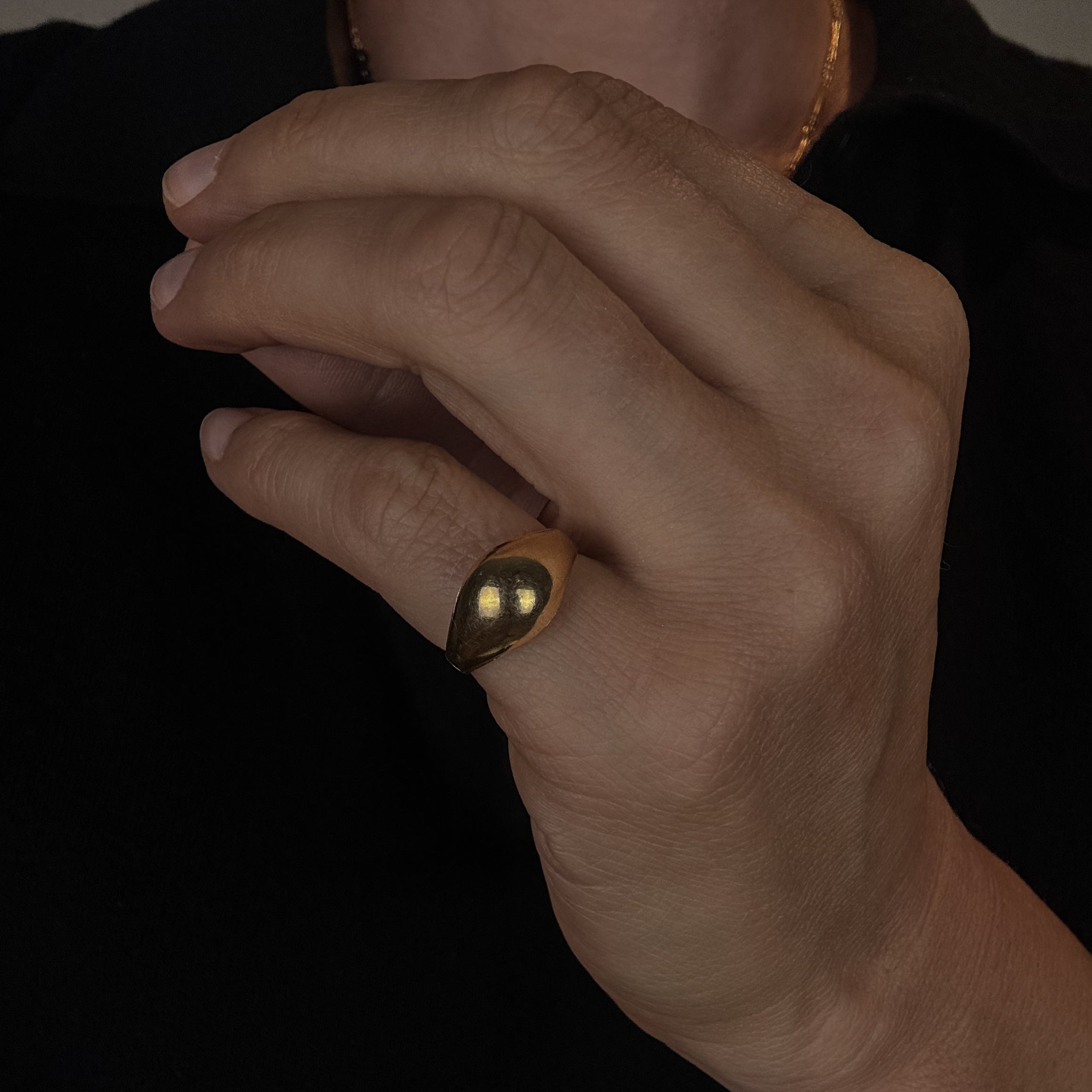 Vintage Domed Band
