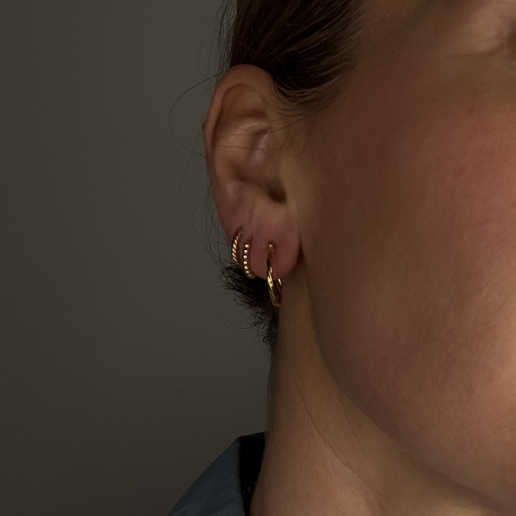 17mm Twist Hoops
