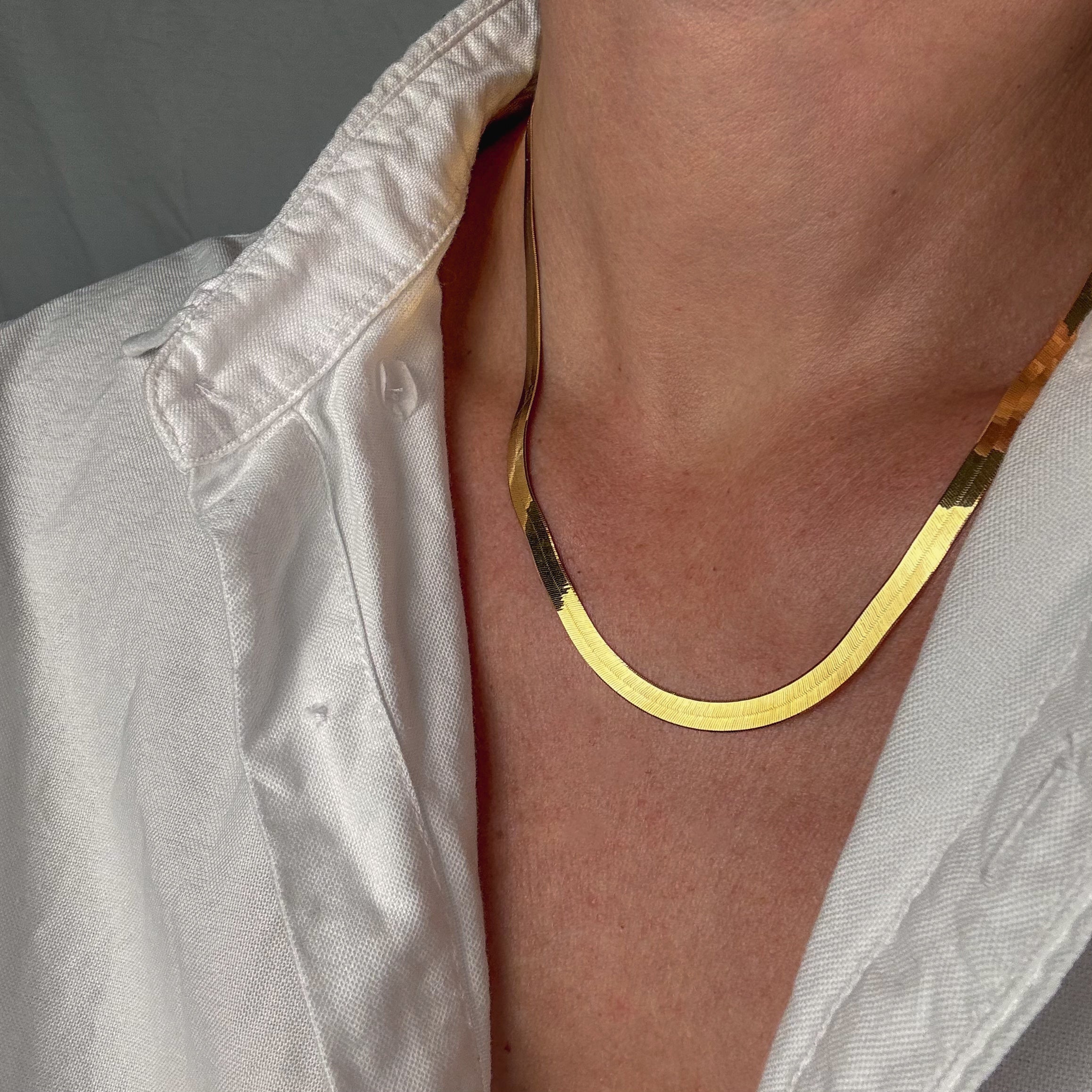 vintage 10k 20" Herringbone Necklace