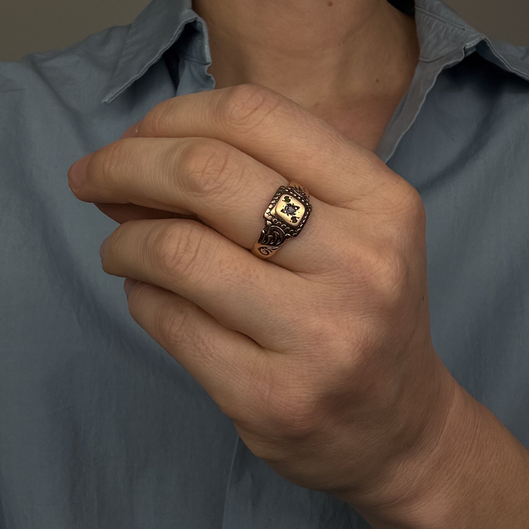 The Parlor Signet