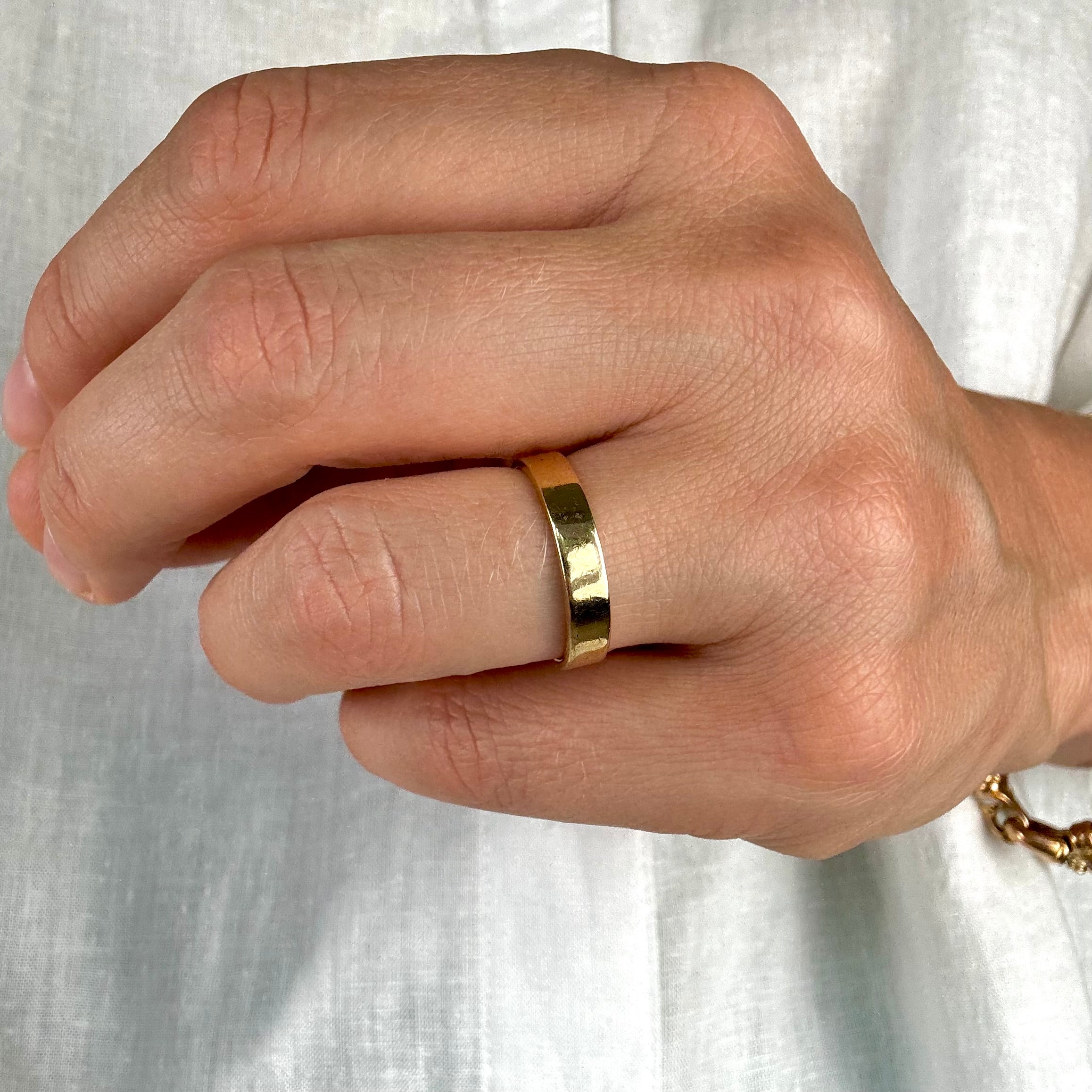 vintage 3.7 mm Gold Band