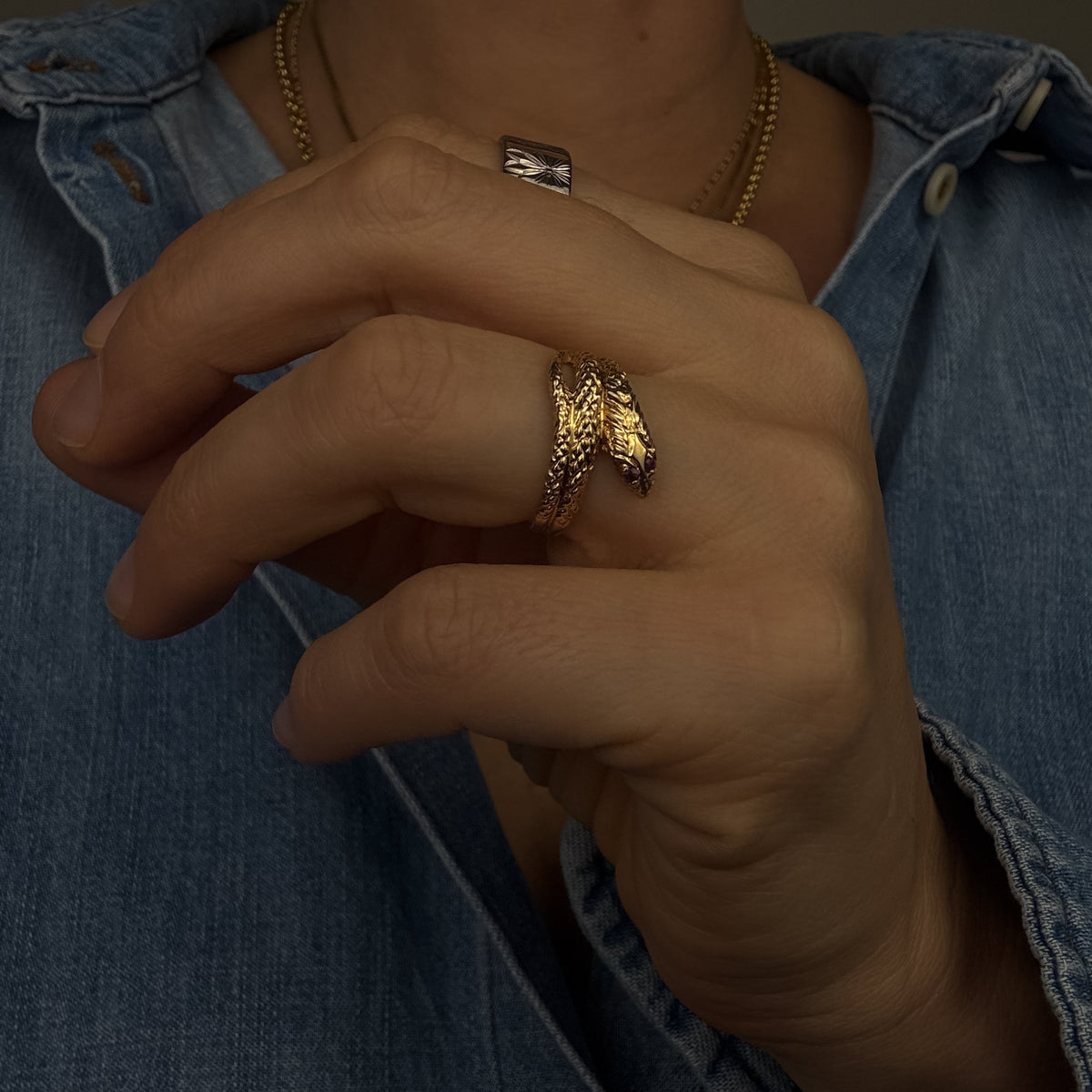 Red-Eyed Snake Ring