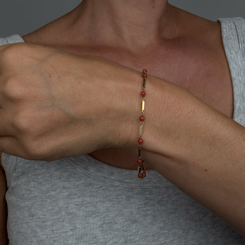 7.5" Coral Bar Bracelet