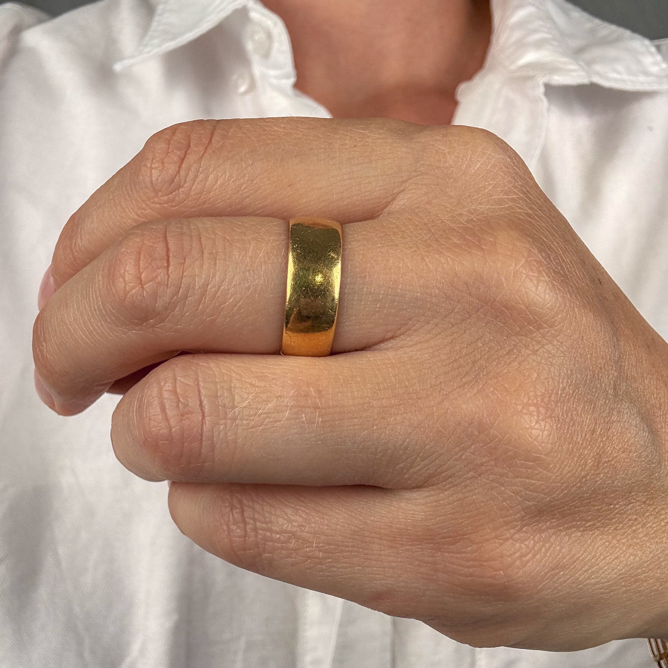 6.8 mm Buttery Gold Band