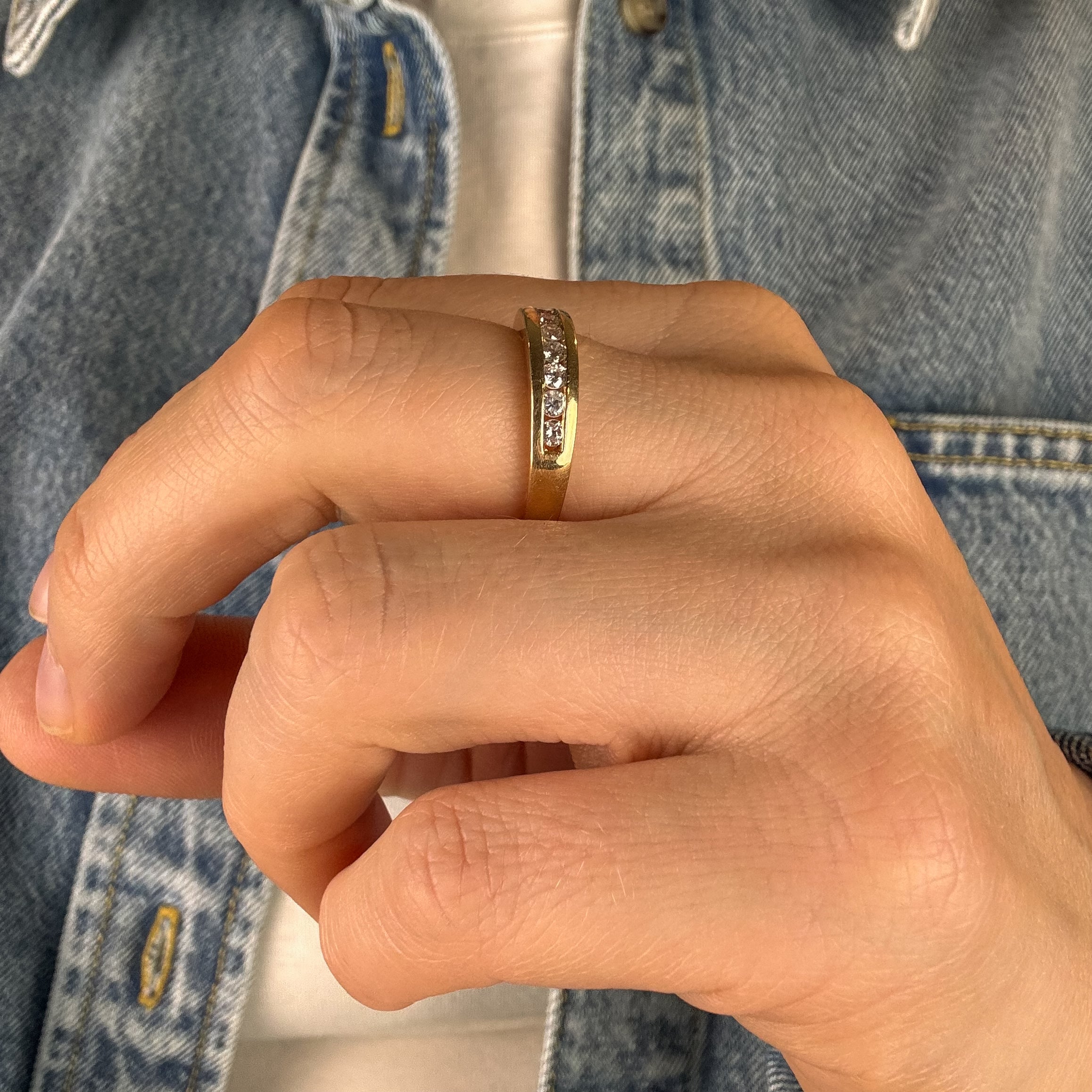 Channel Set 10 Diamond Band