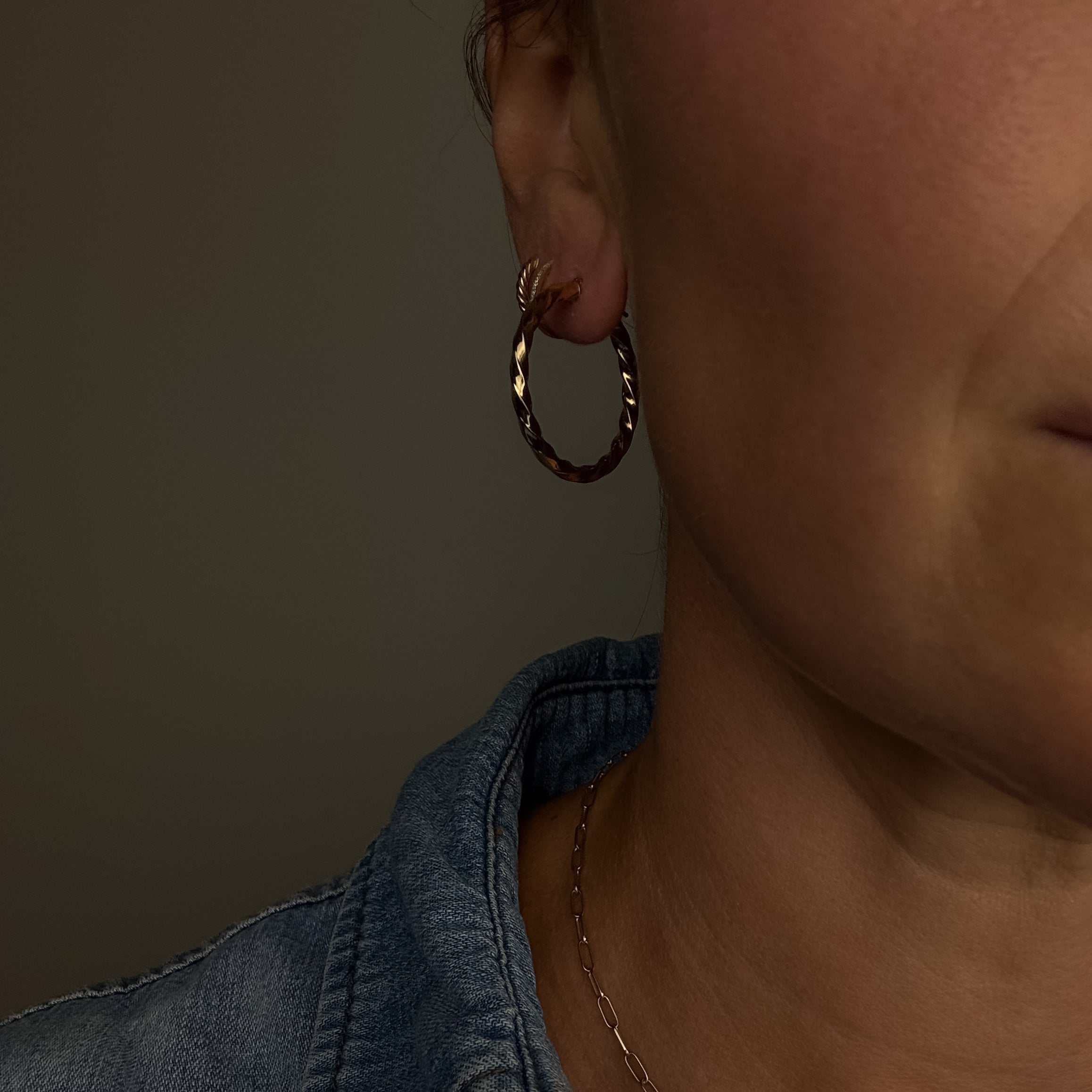 30.6mm Twist Hoops