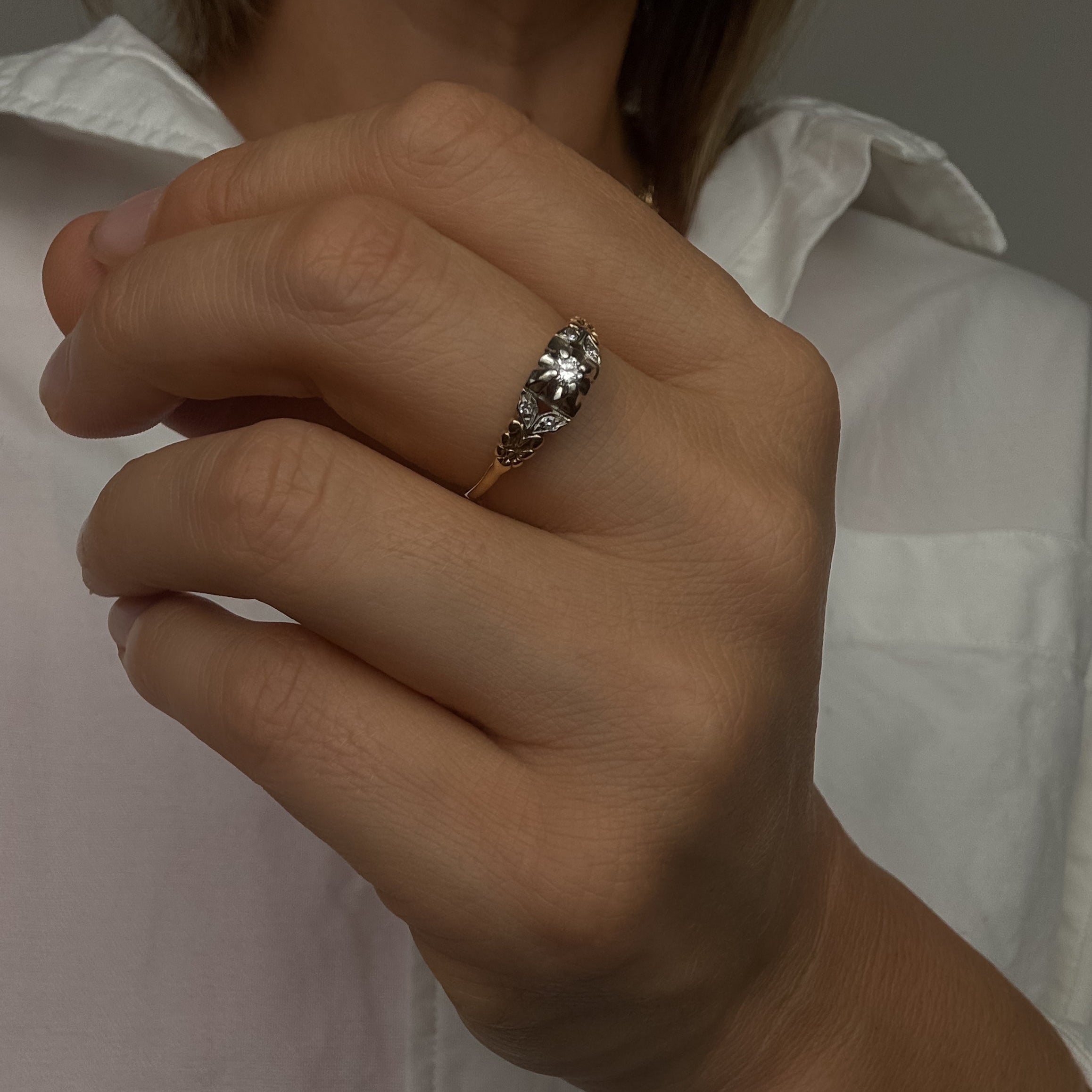 Floral Motif Diamond Engagement Ring