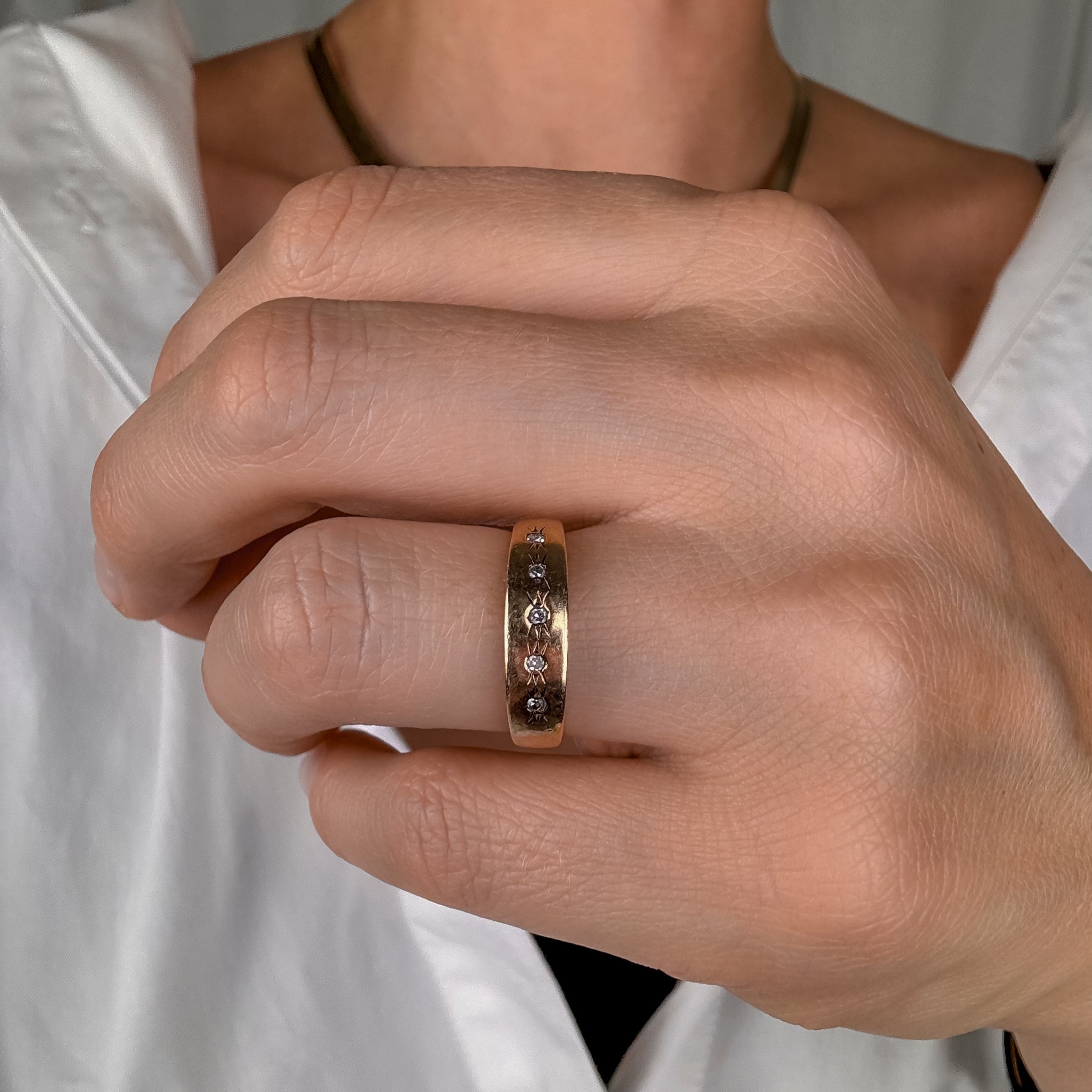 5 Diamond Starburst Gold Band