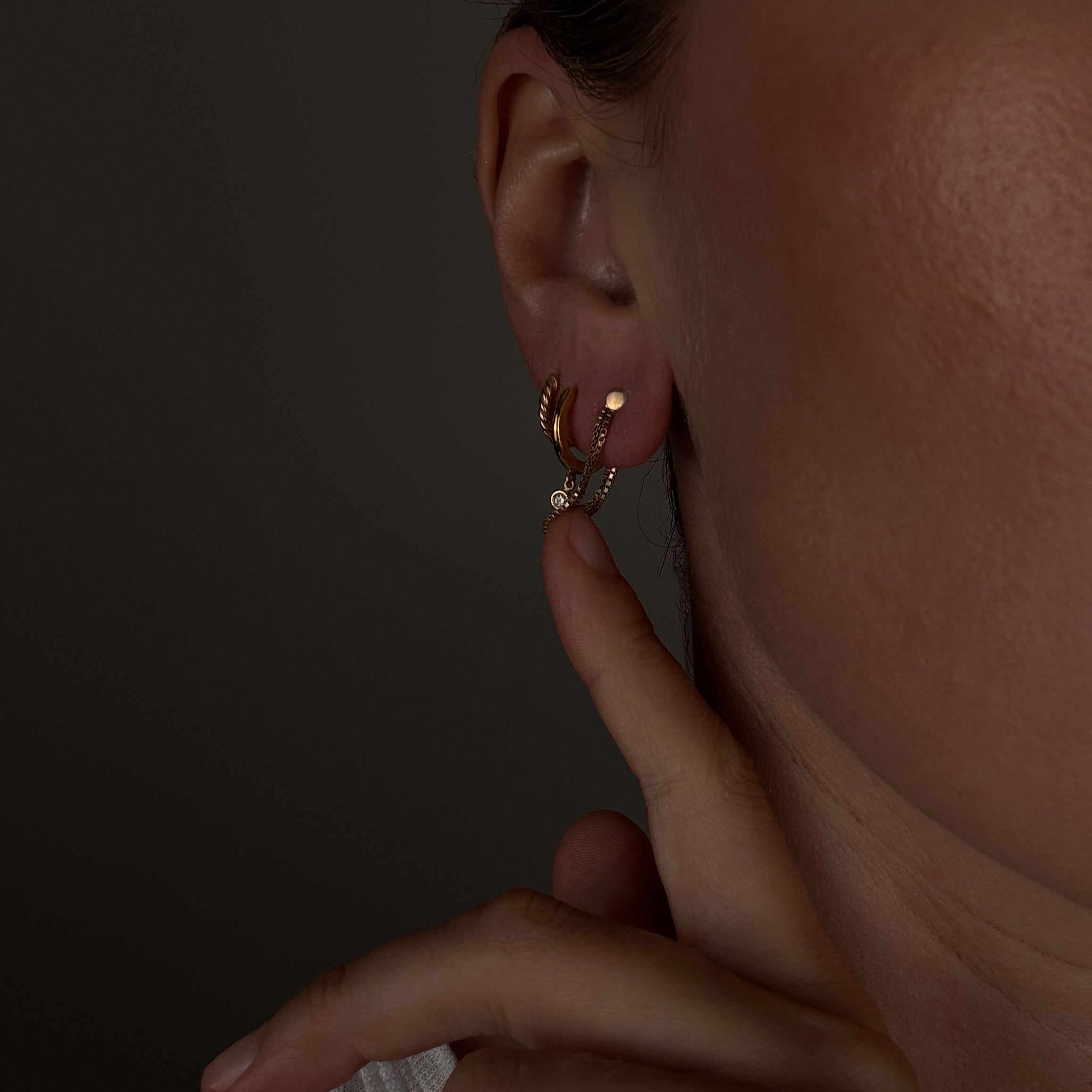 Double Box Chain Hoops