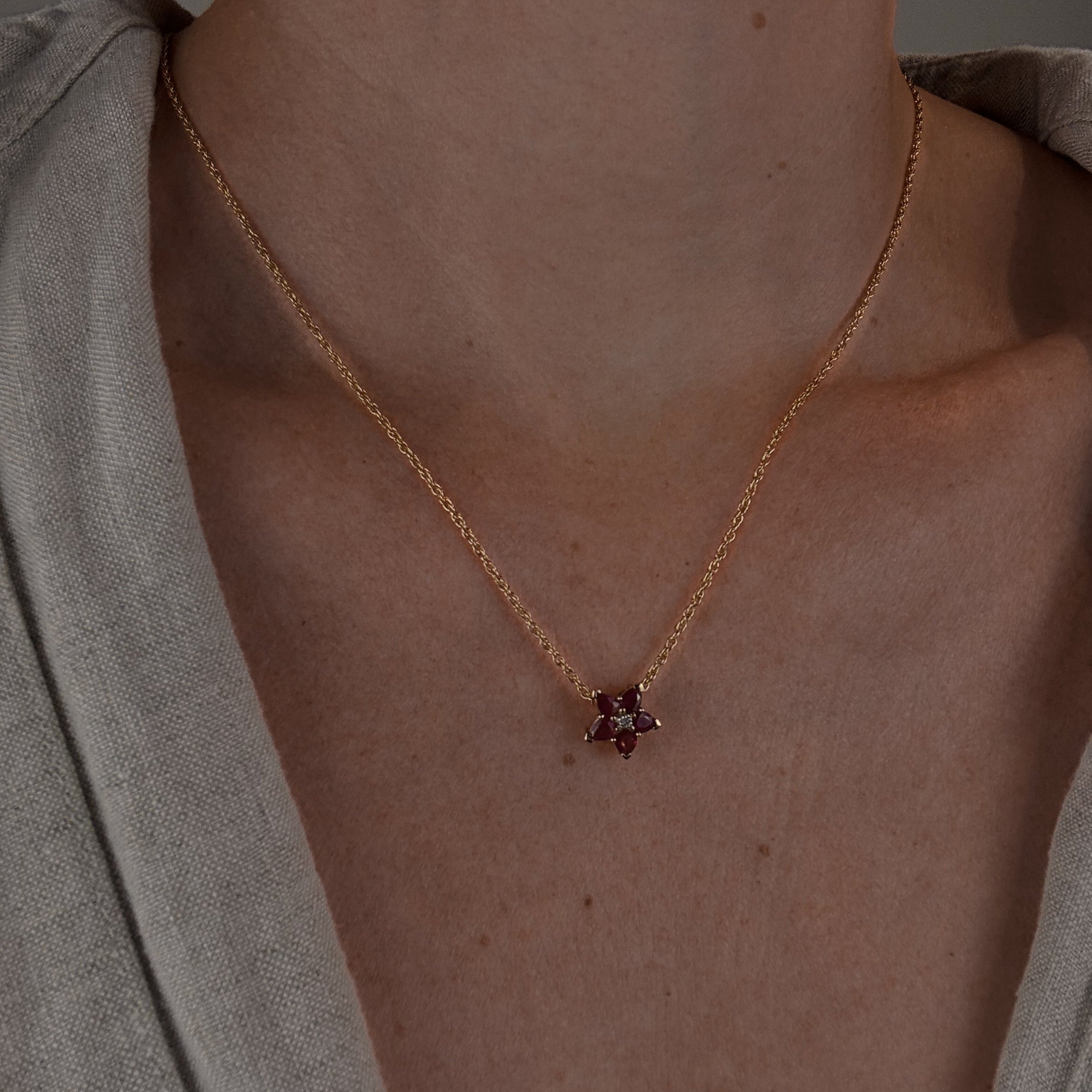 Ruby and Diamond Flower Slider