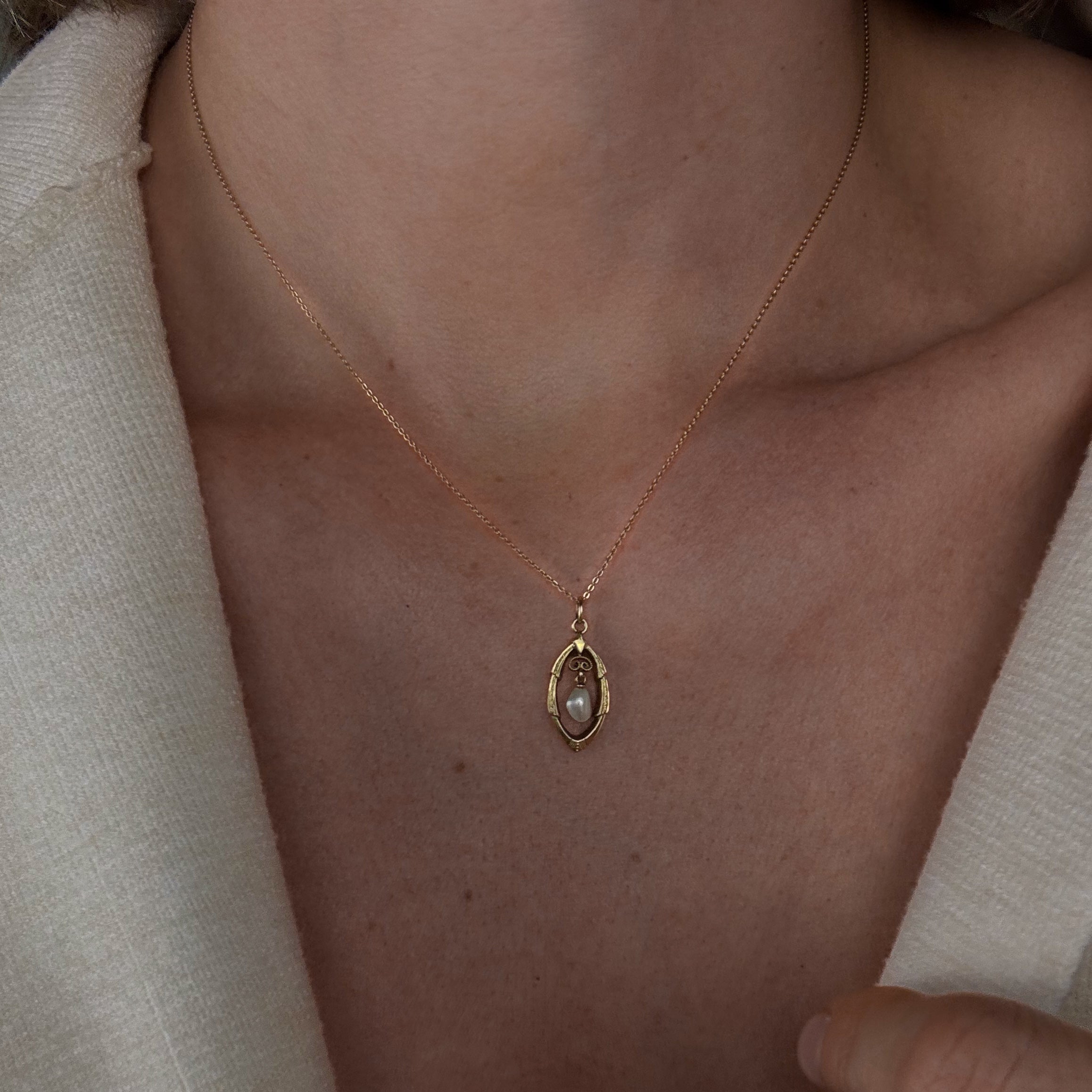 17" Pearl Drop Necklace