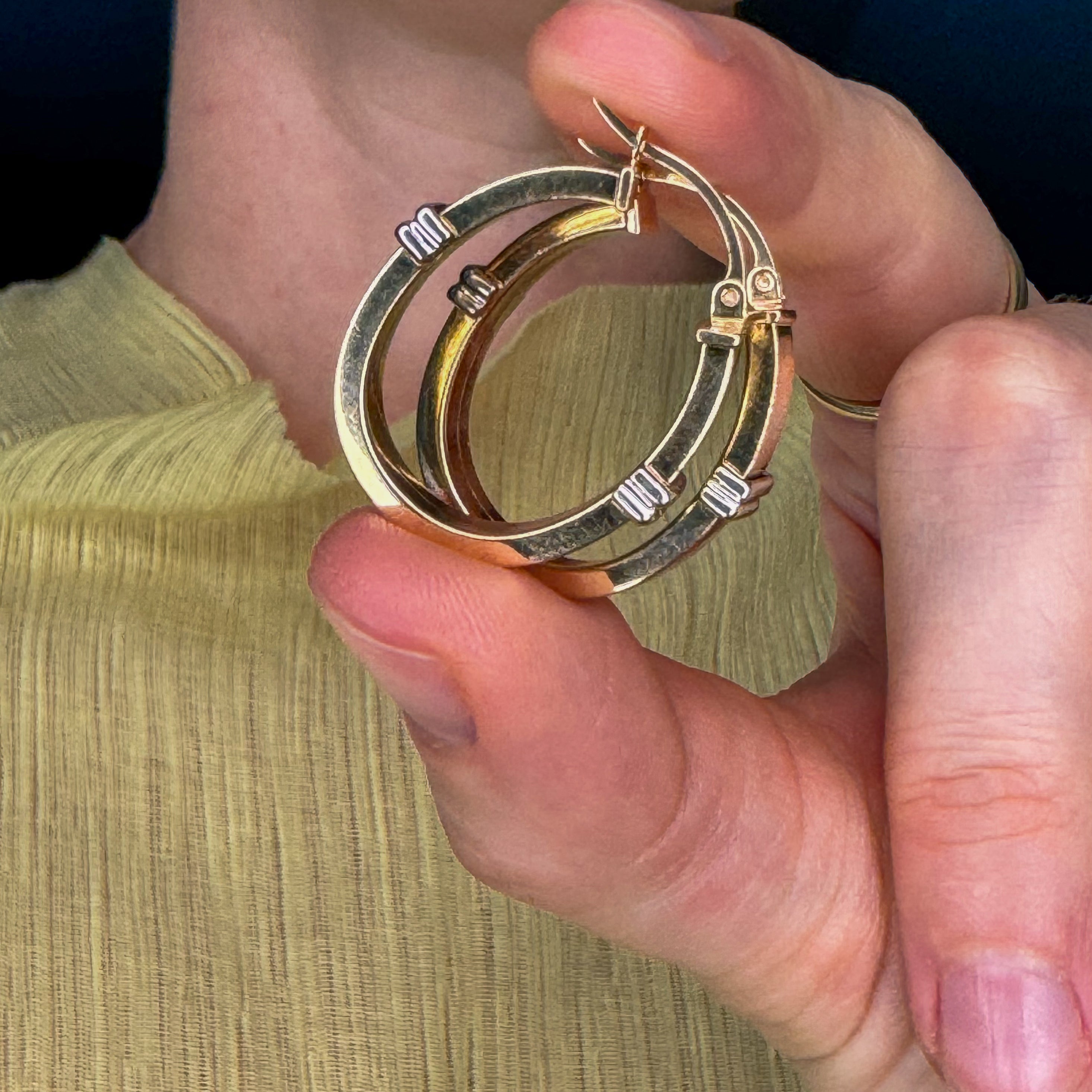 28 mm Two-Tone Oval Gold Hoop Earrings
