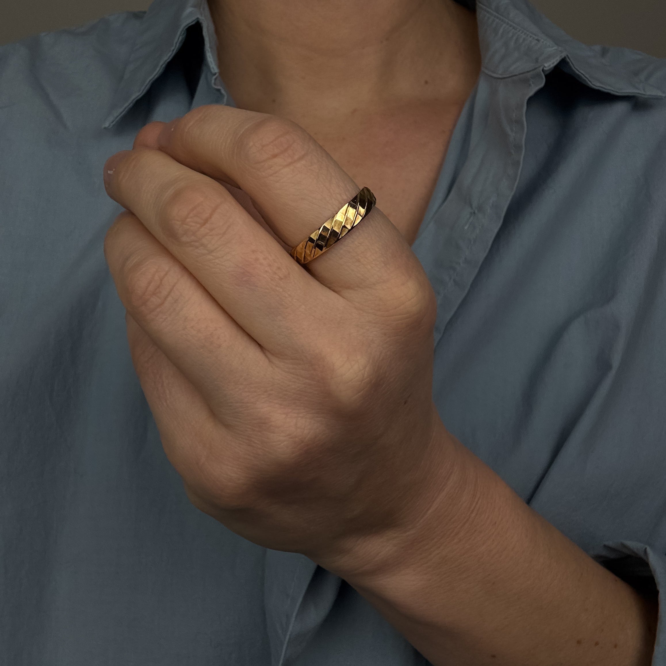 4.8mm Gilded Weave Band