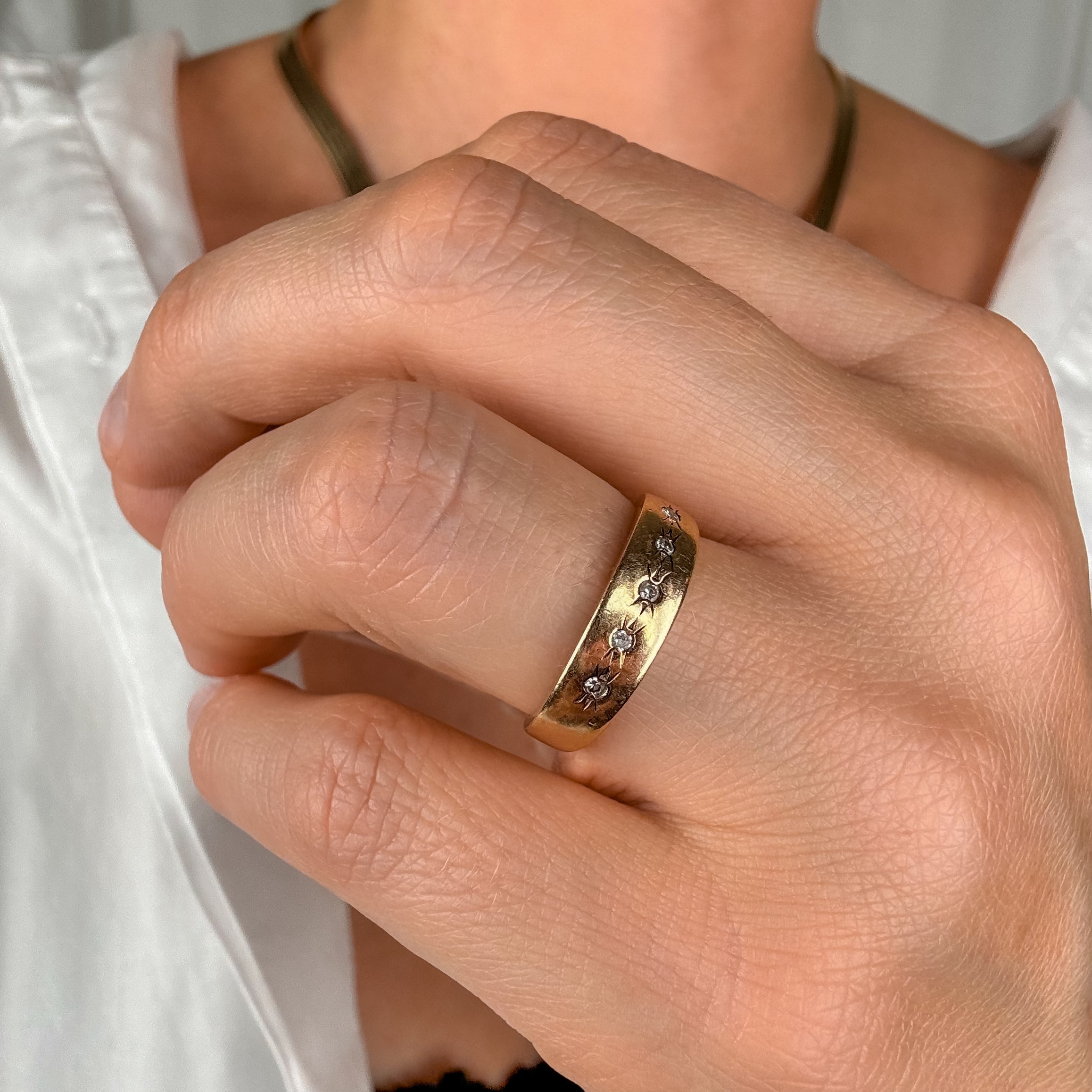 5 Diamond Starburst Gold Band
