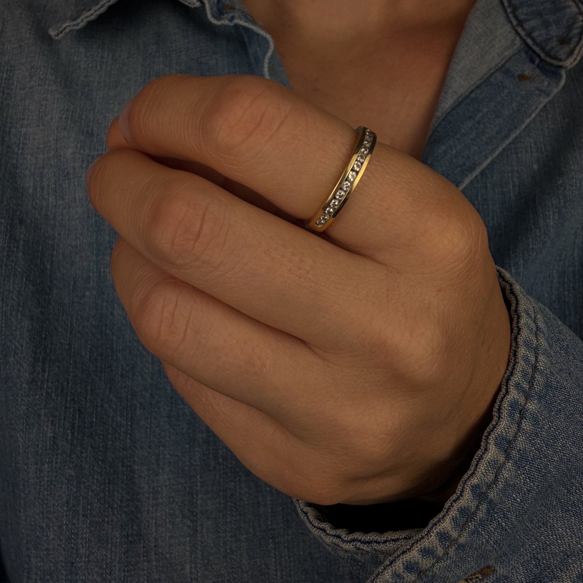 13 Diamond Channel Set Band