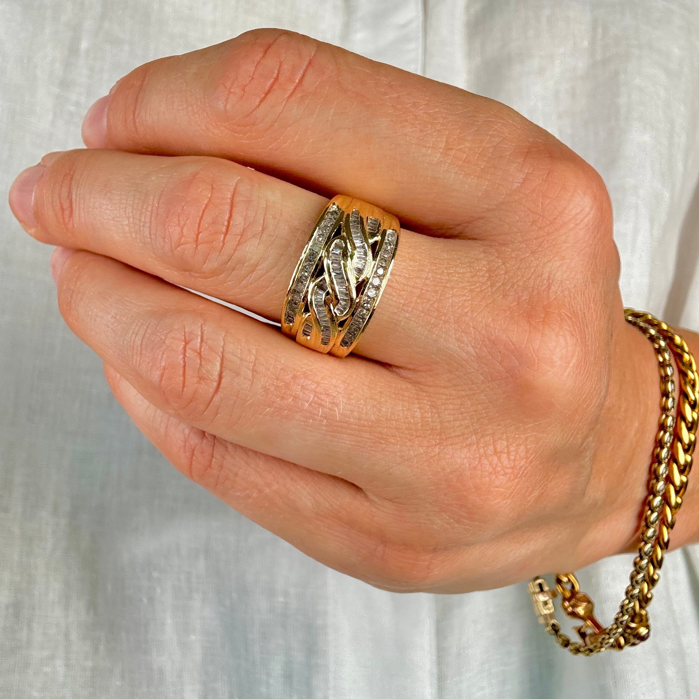 vintage Diamond Wave Band