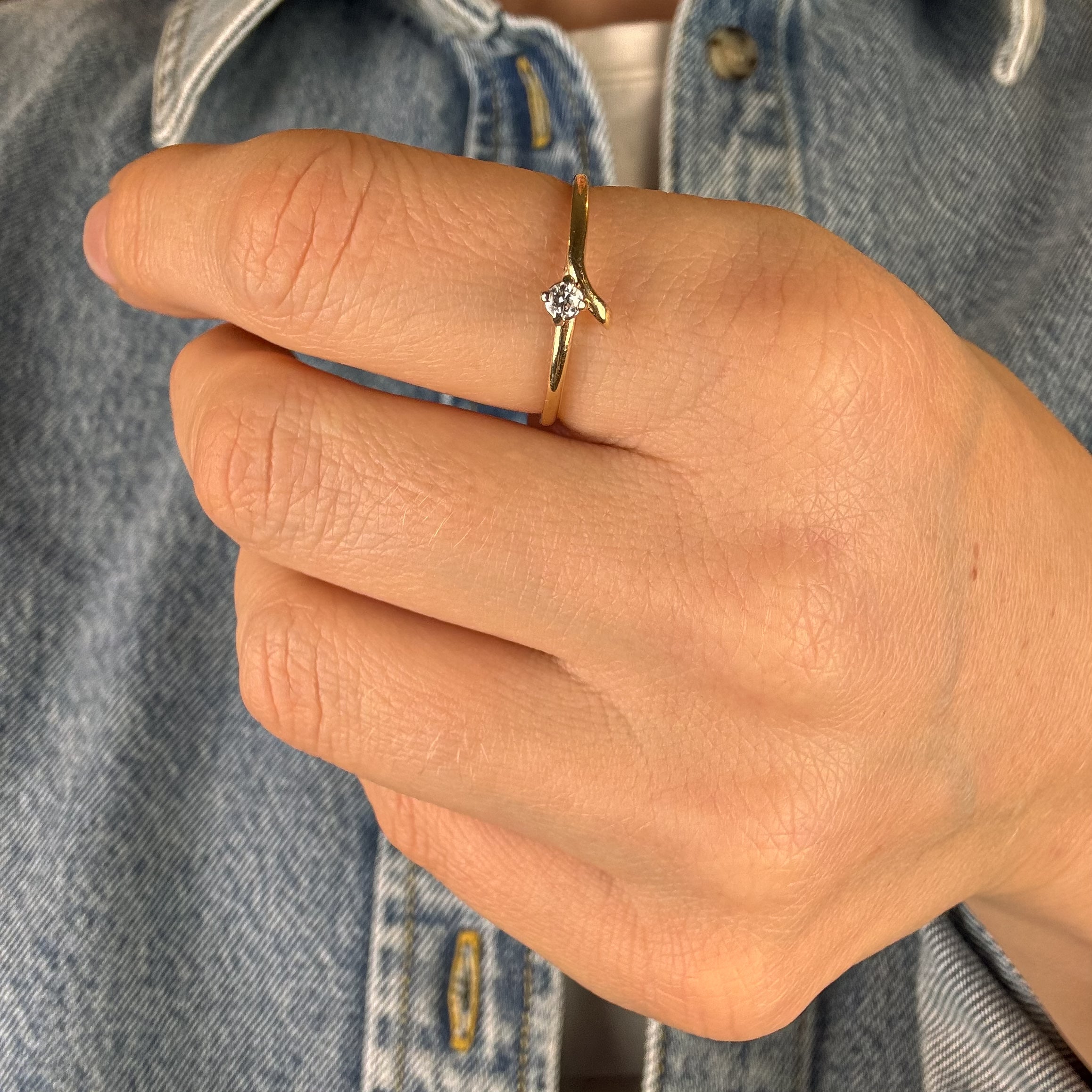 Dainty Branch Solitaire Diamond Ring