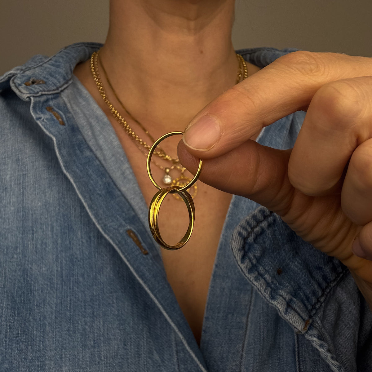 Interlocking Rolling Ring