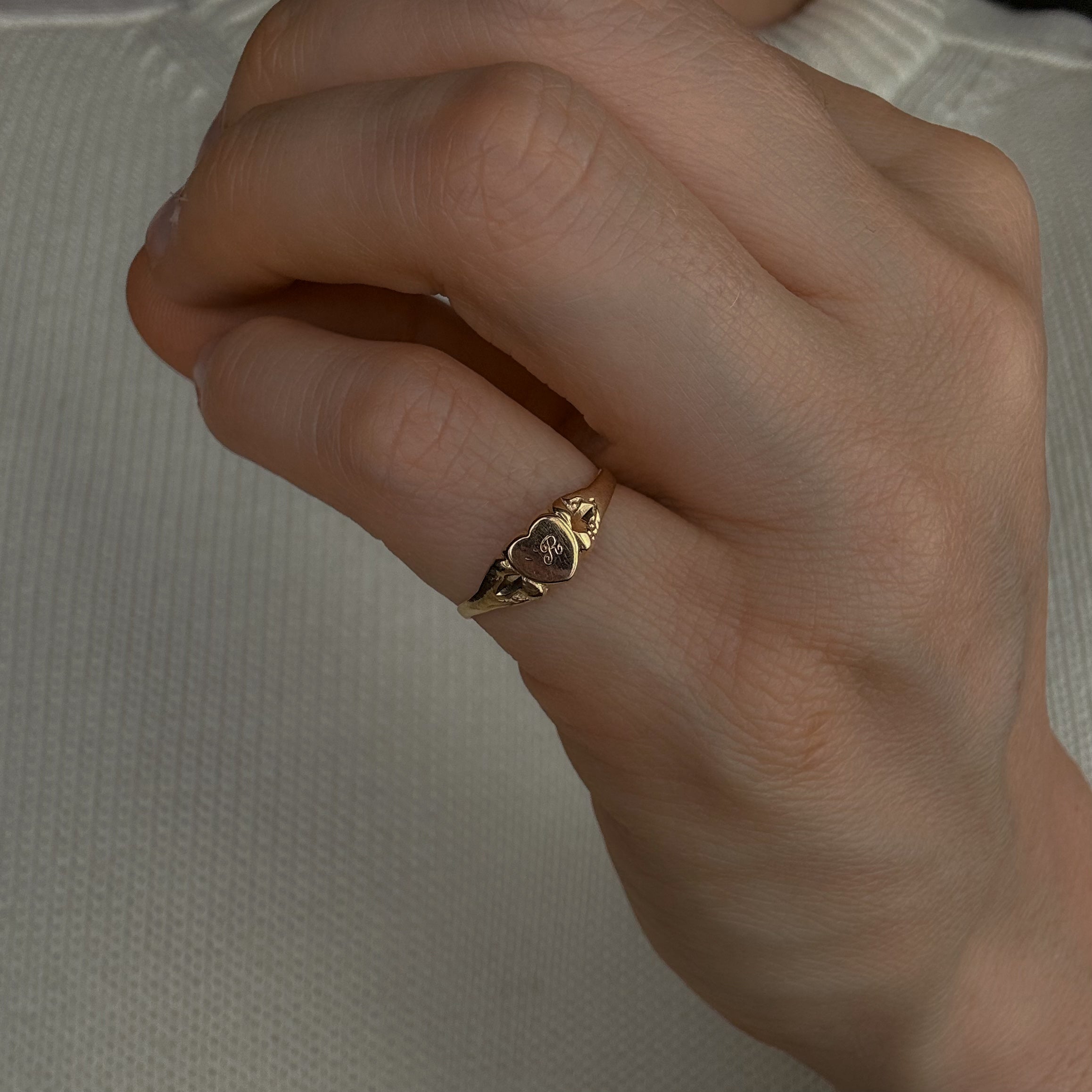 'R' Heart Signet Ring