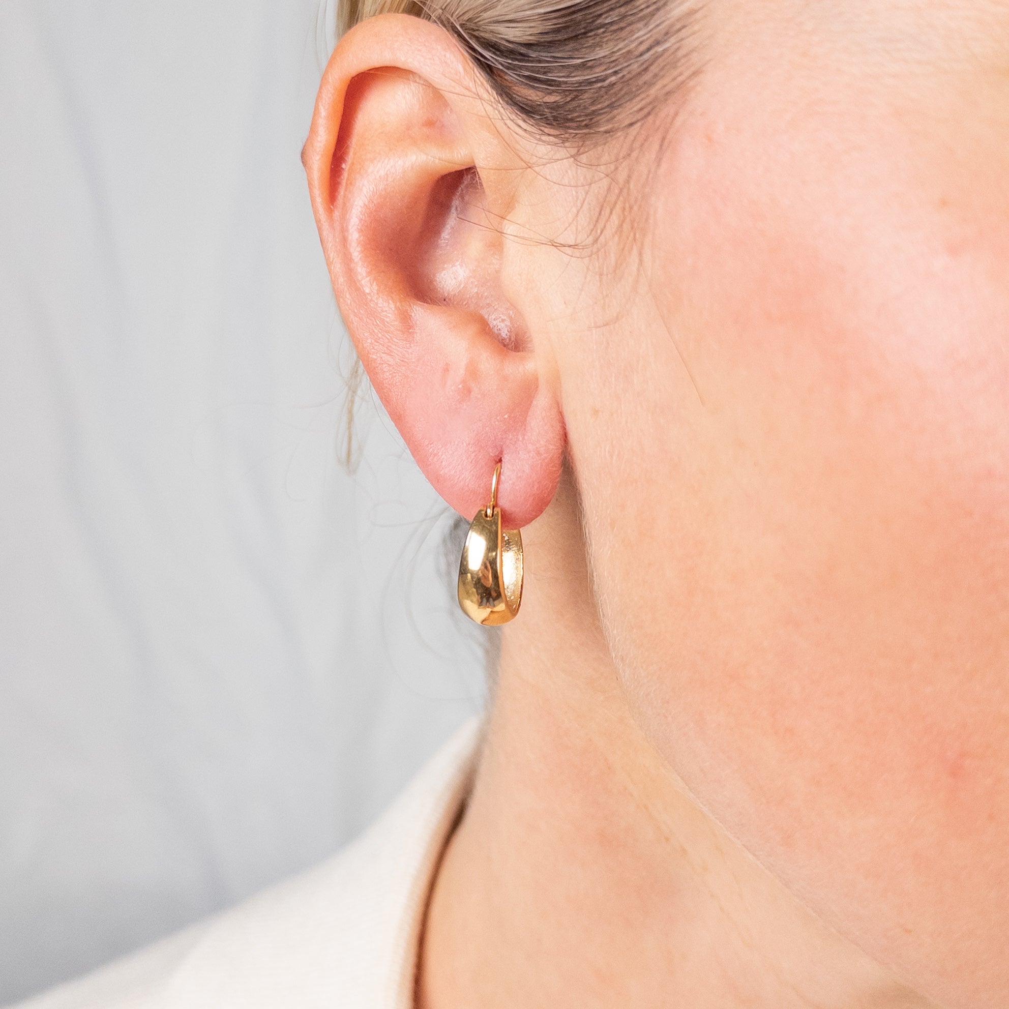 vintage gold 21.4mm Drop Hoops
