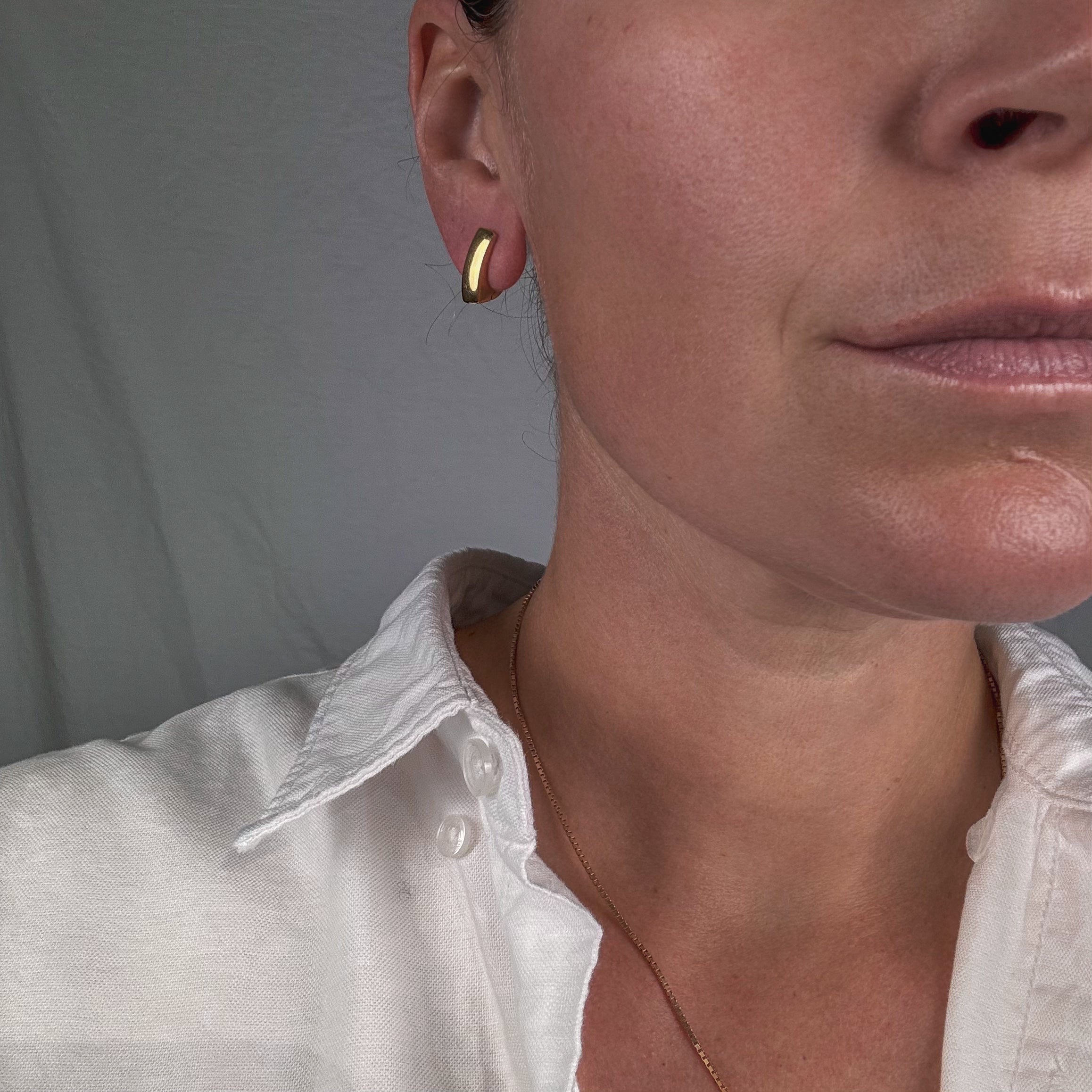 Elongated Oval Hoops