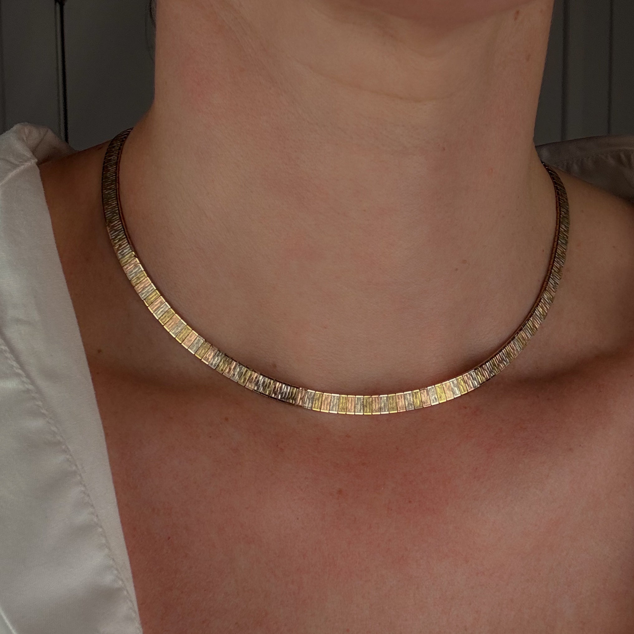 16" Tri-Tone Collar Necklace